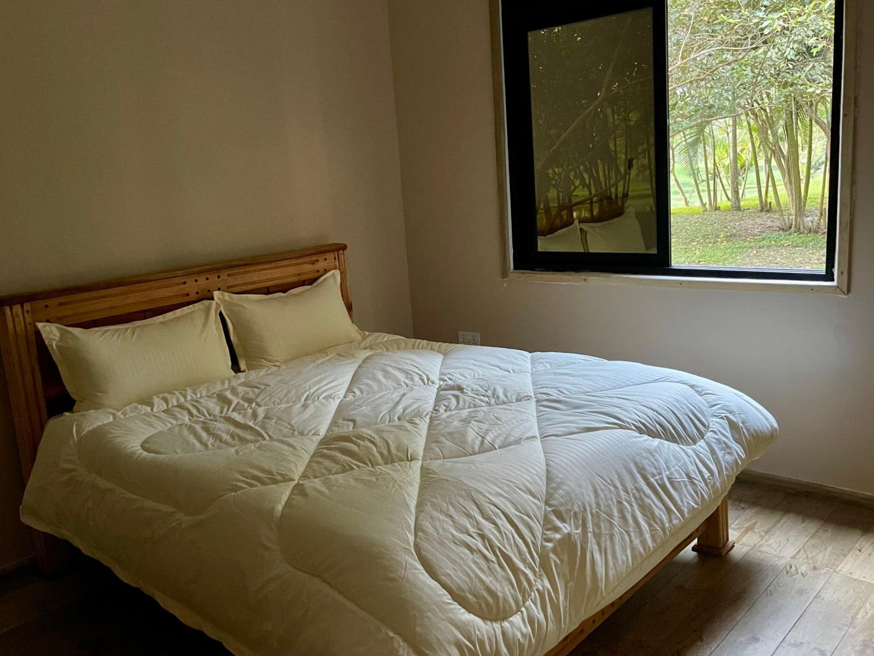 Rustic Escape view 3