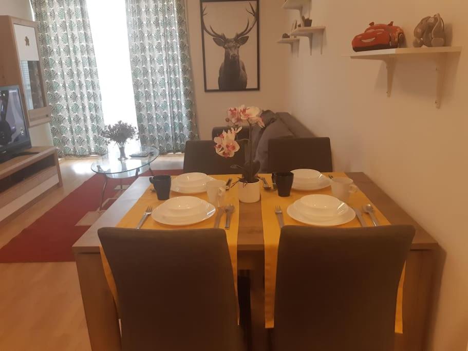 Sunny Apartment