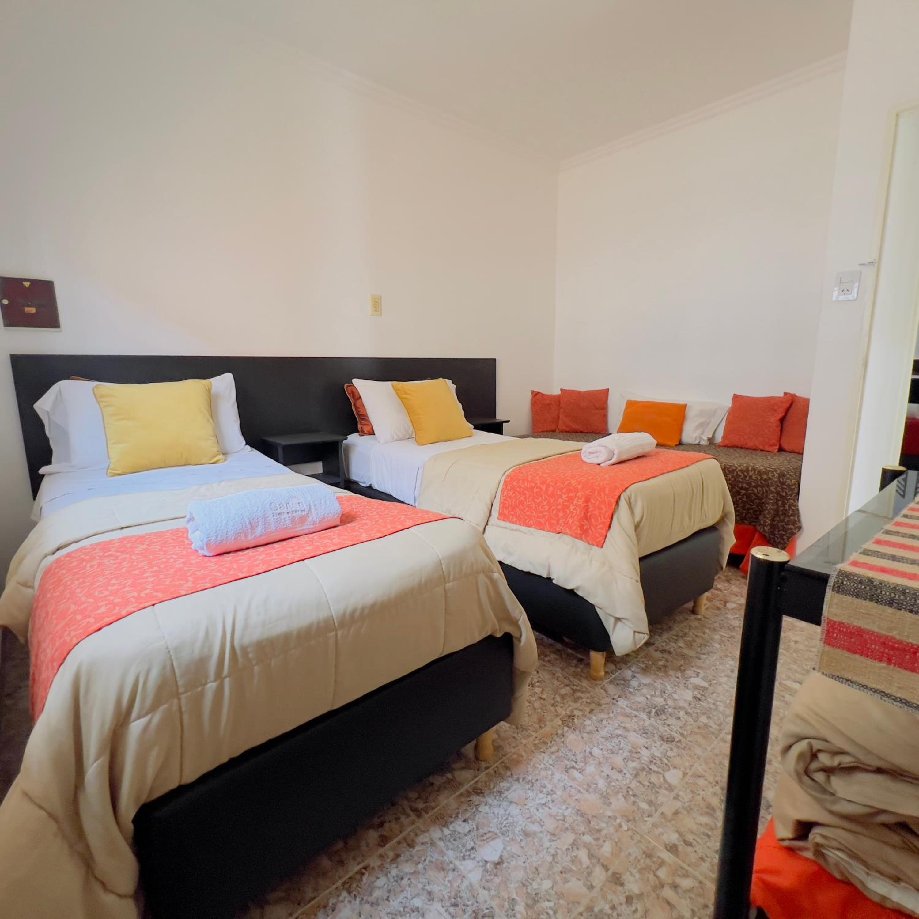 G3 GARTEN Casa De 2 Dormitorios en VILLA ANGELA