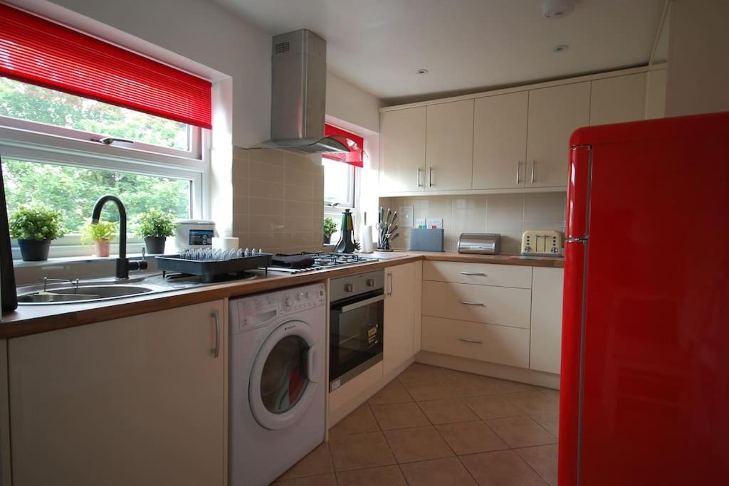 Lovely New Studio Flat - 24C