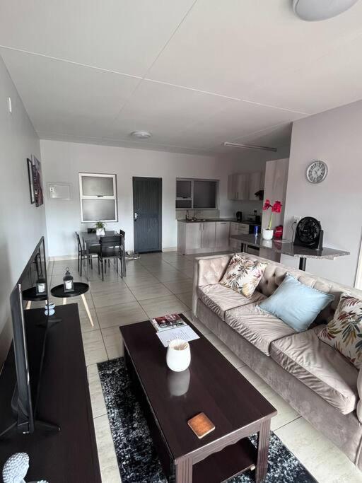 Apartment 9 view 4