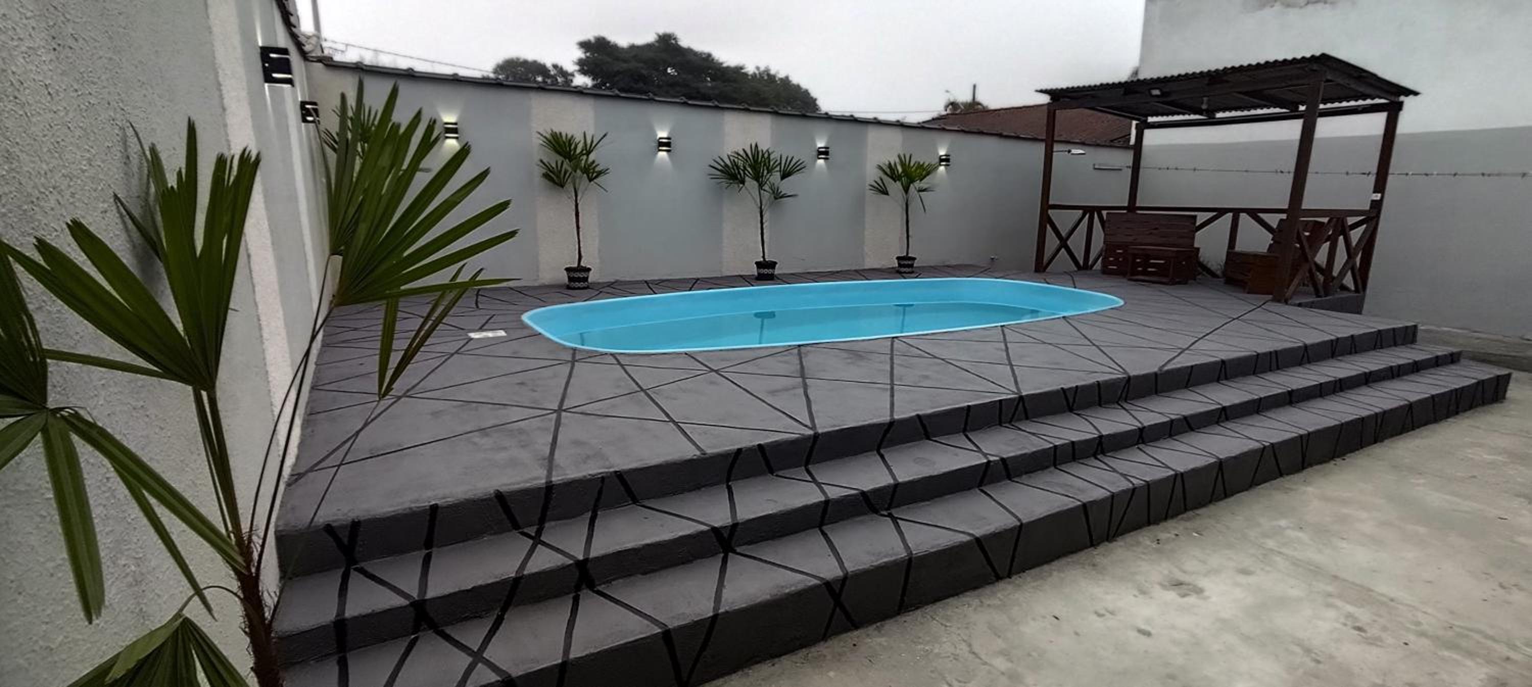 Casa na praia com piscina pontal do Paraná