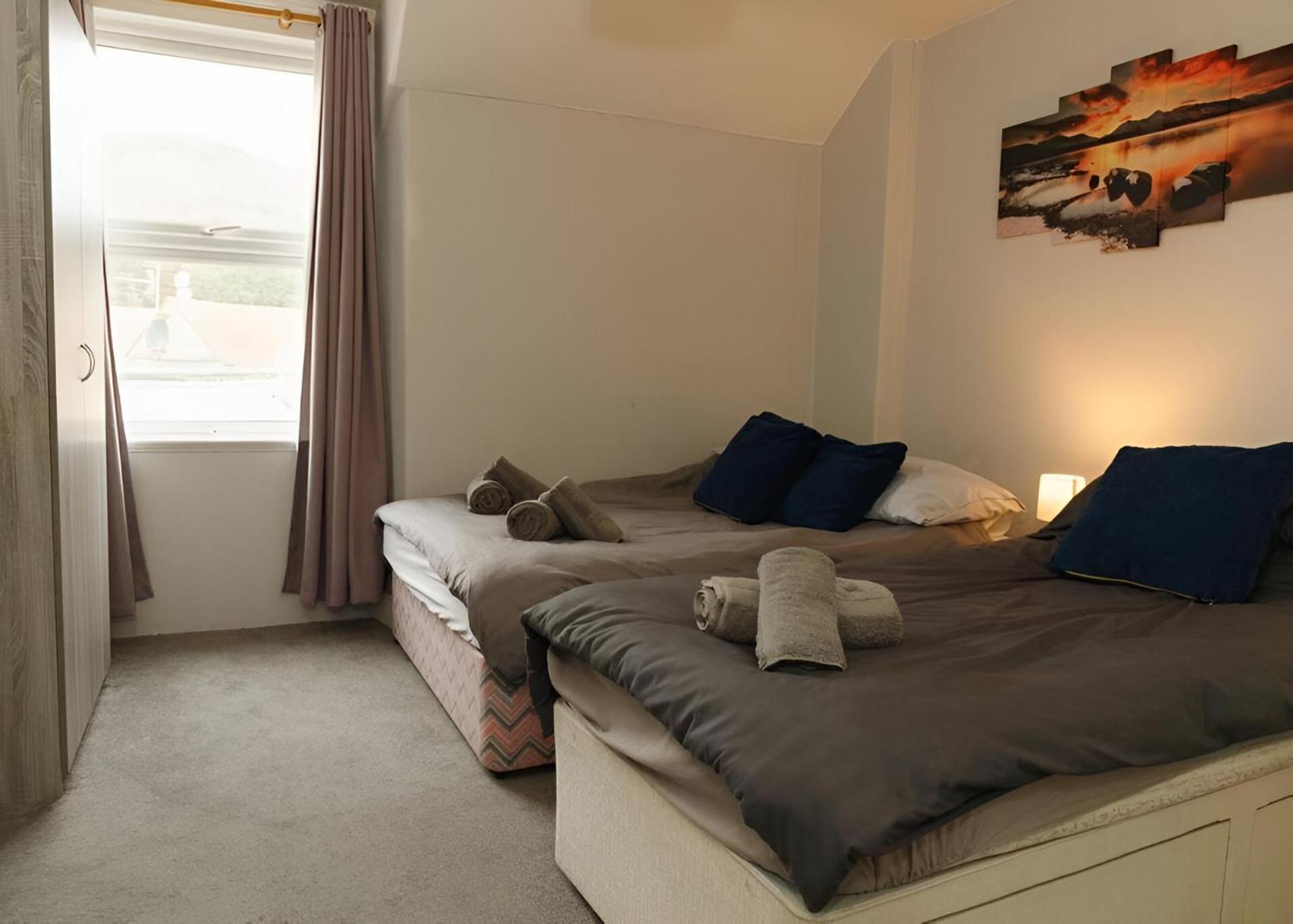 2BR Seaside Escape in Wales with Sea View view 5