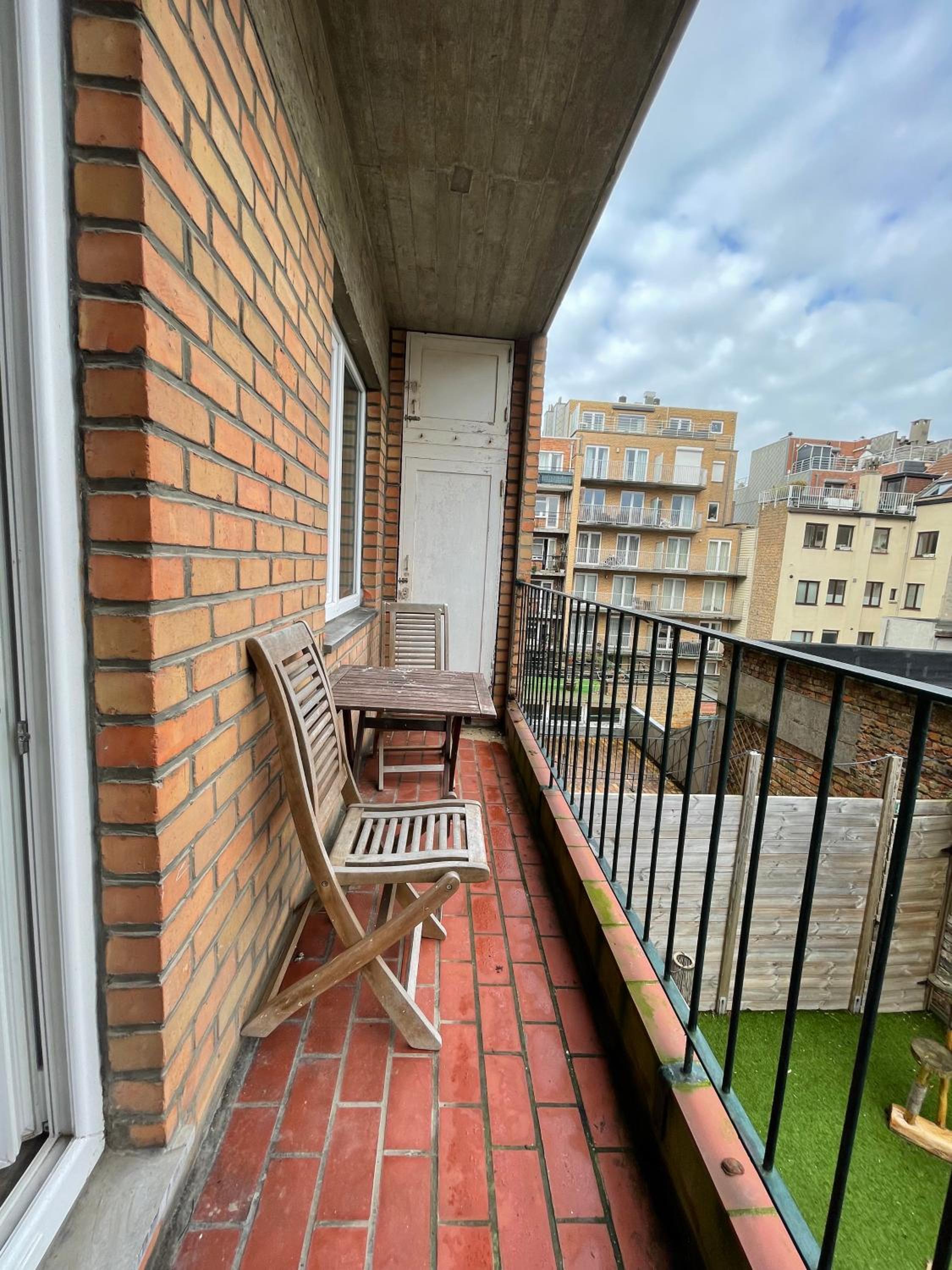 Cosy & bright apartment in Belle Epoque-area