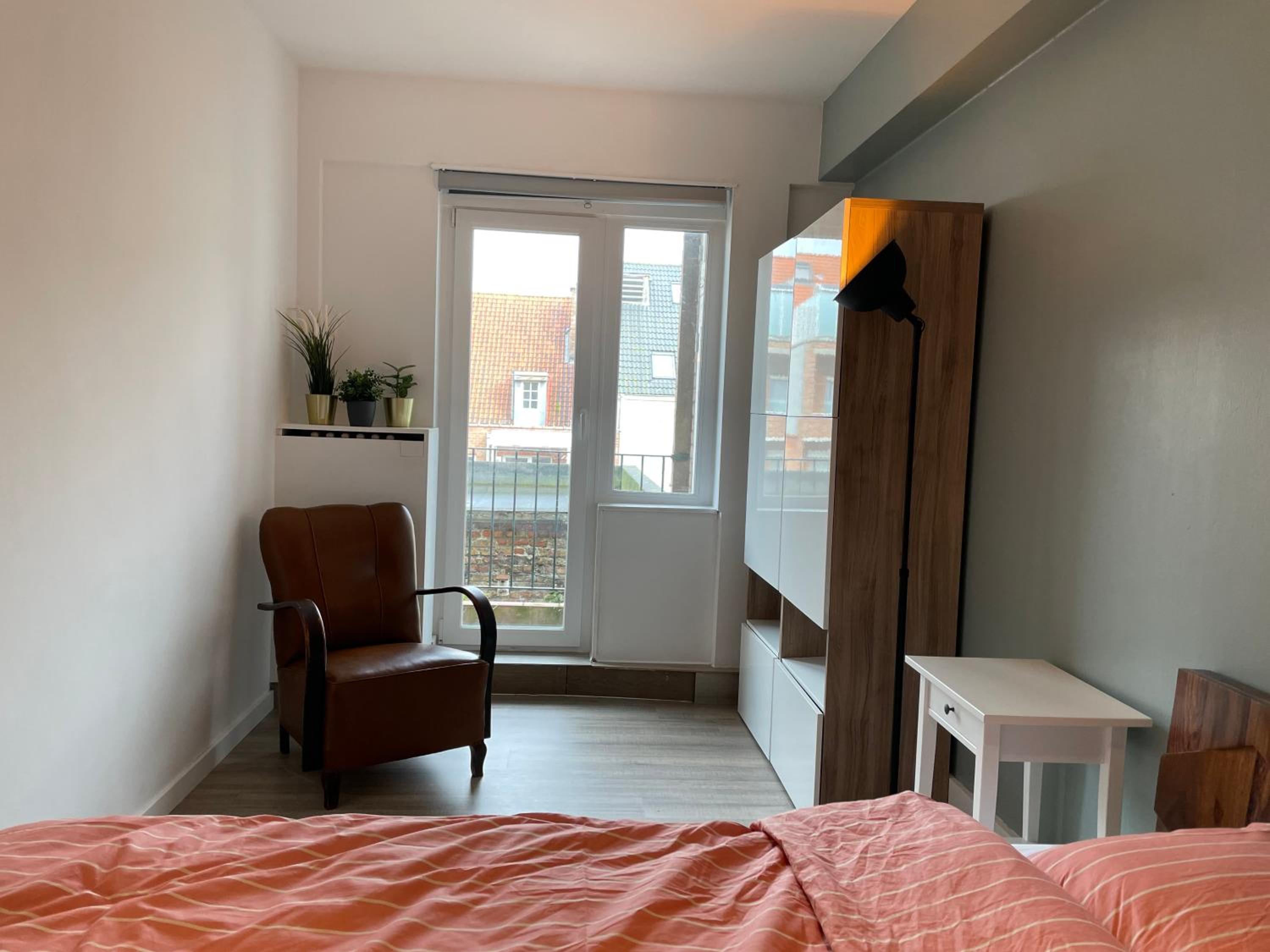 Cosy & bright apartment in Belle Epoque-area