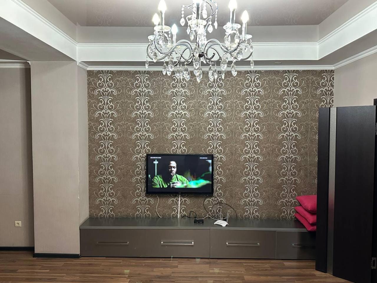 1-bedroom apartment on Sydykova 198 view 4
