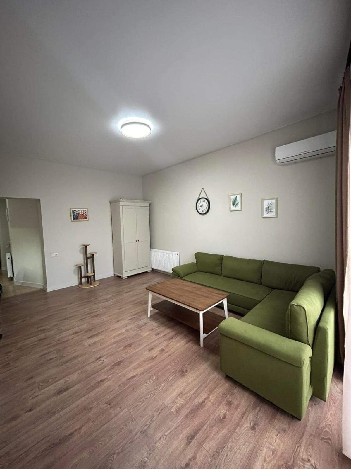 Alex apartment