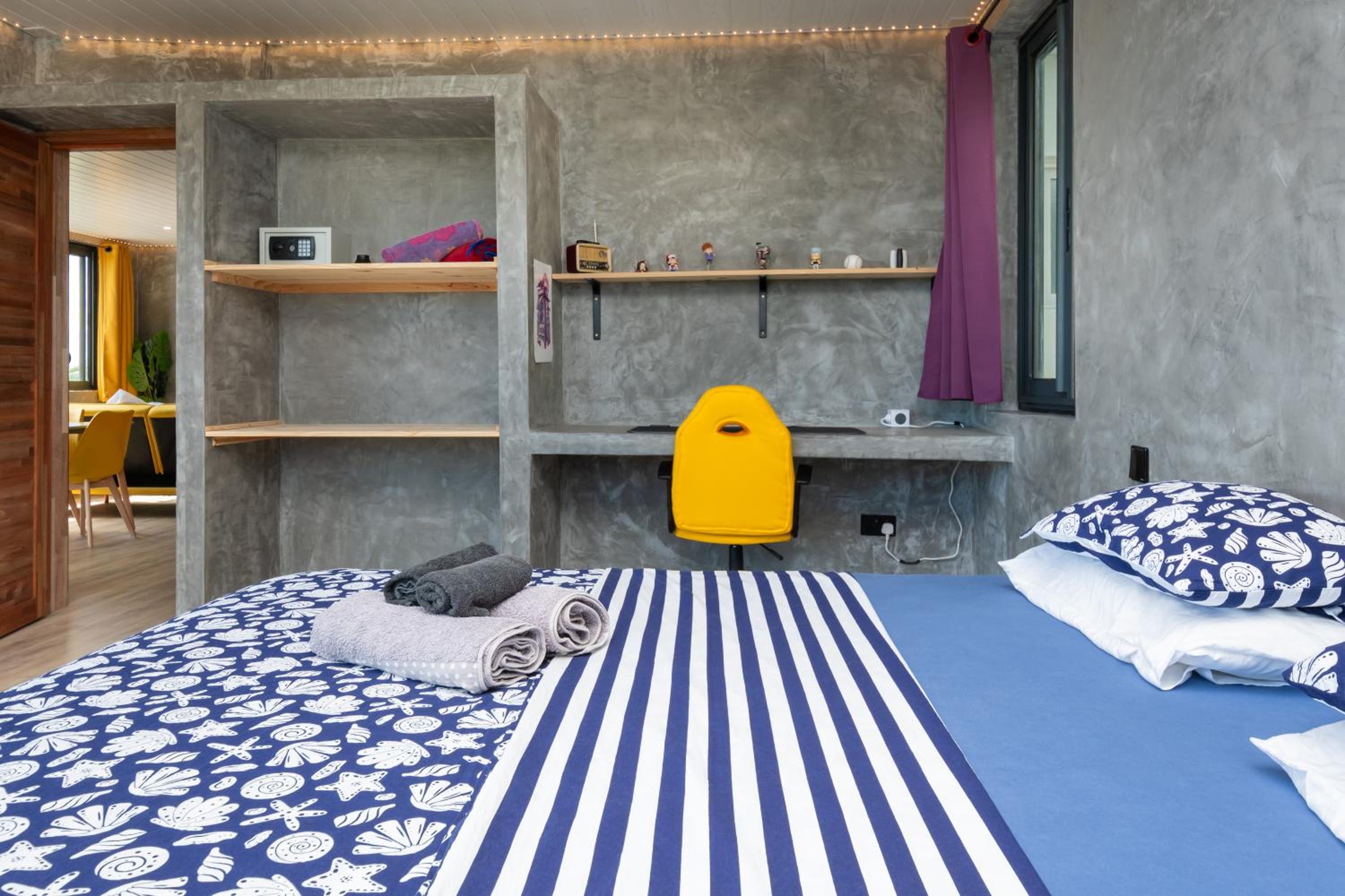 Twakila Sunset Suites