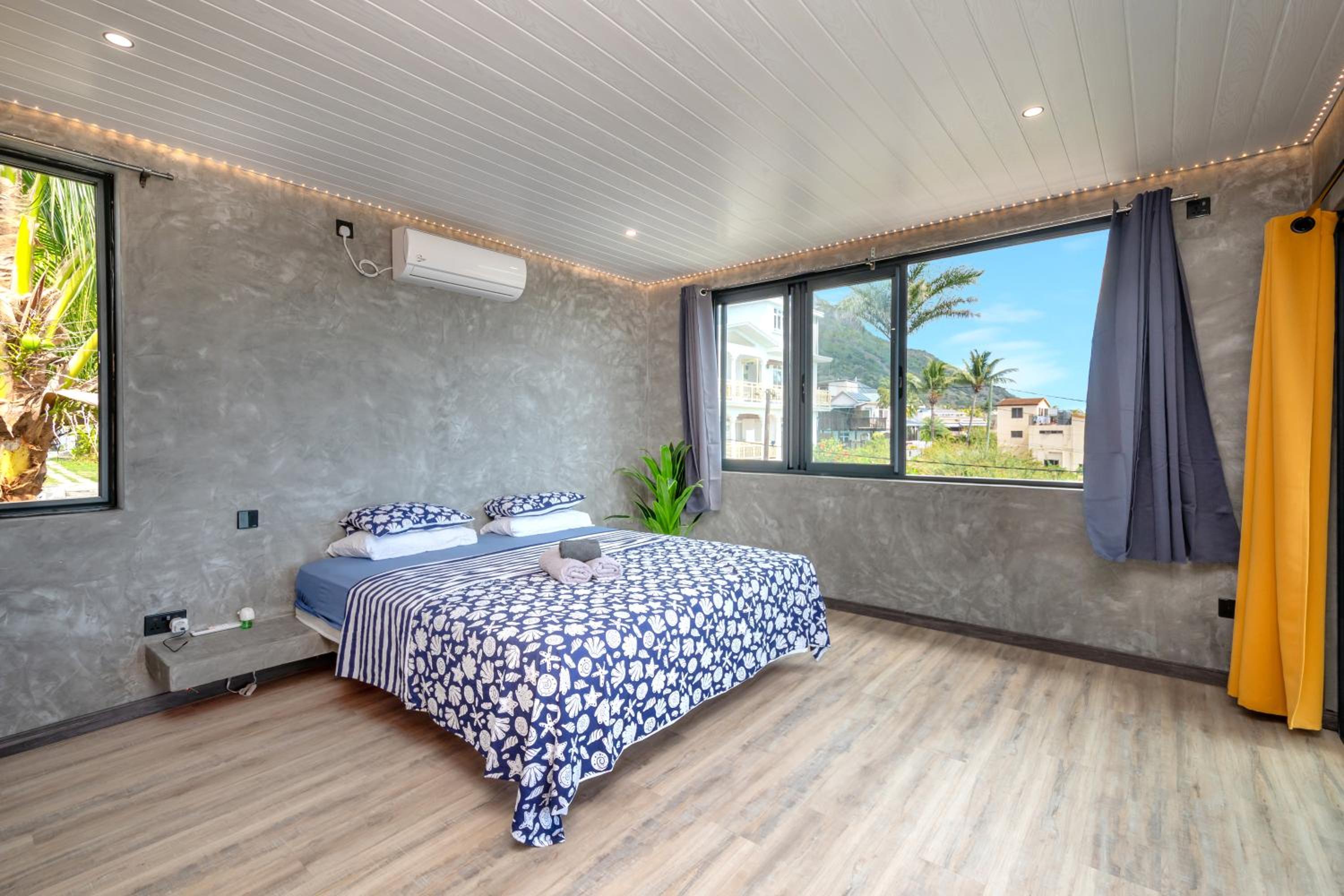 Twakila Sunset Suites