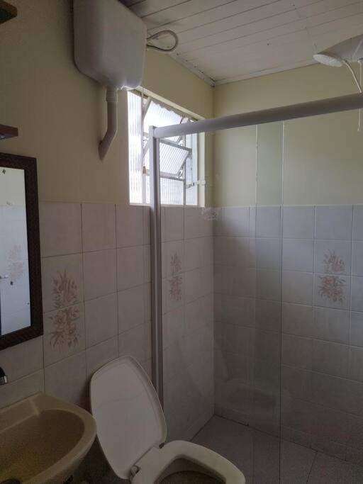 Casa central 74 com ótima localização