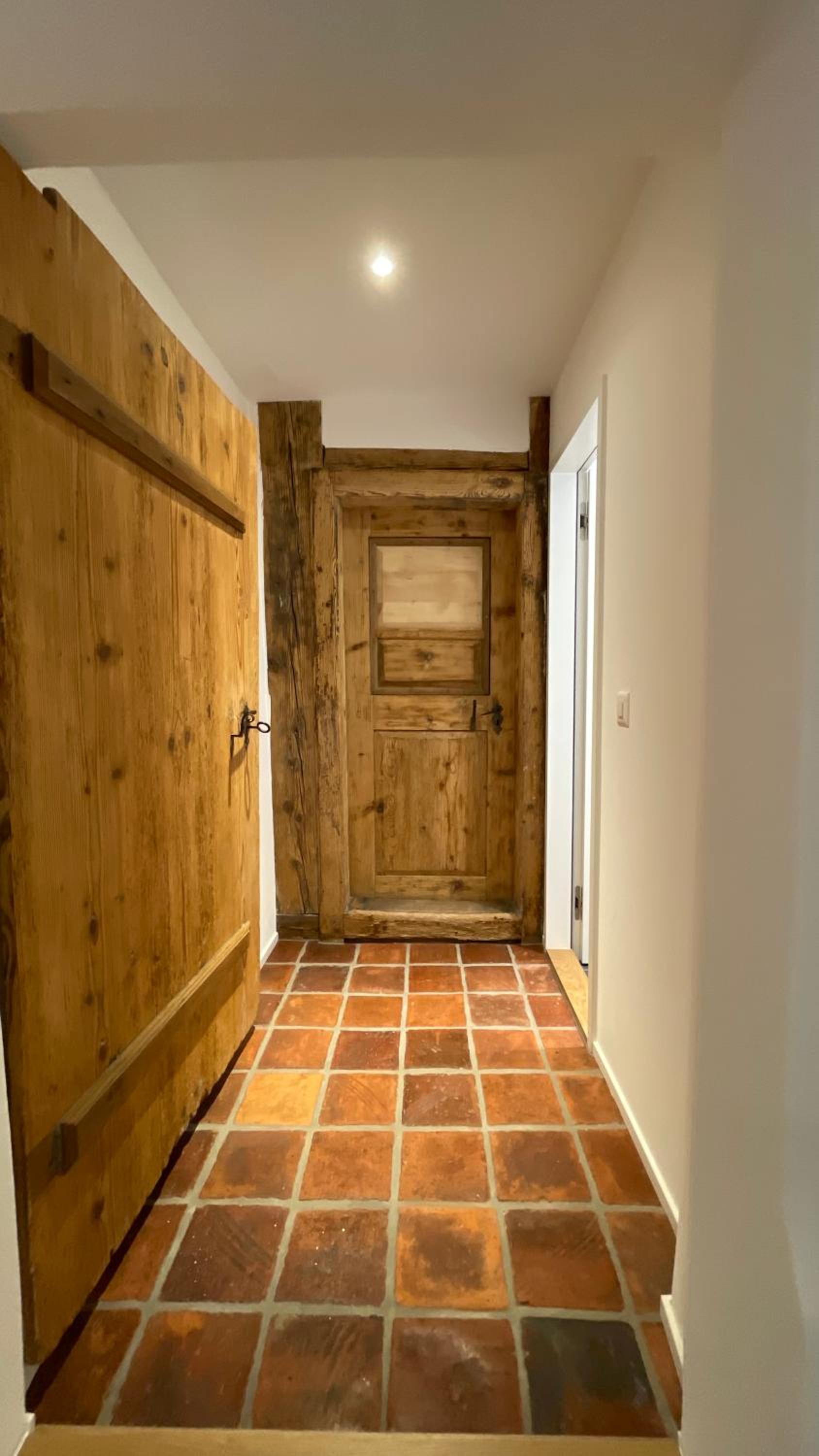 a knight's splendid apartment