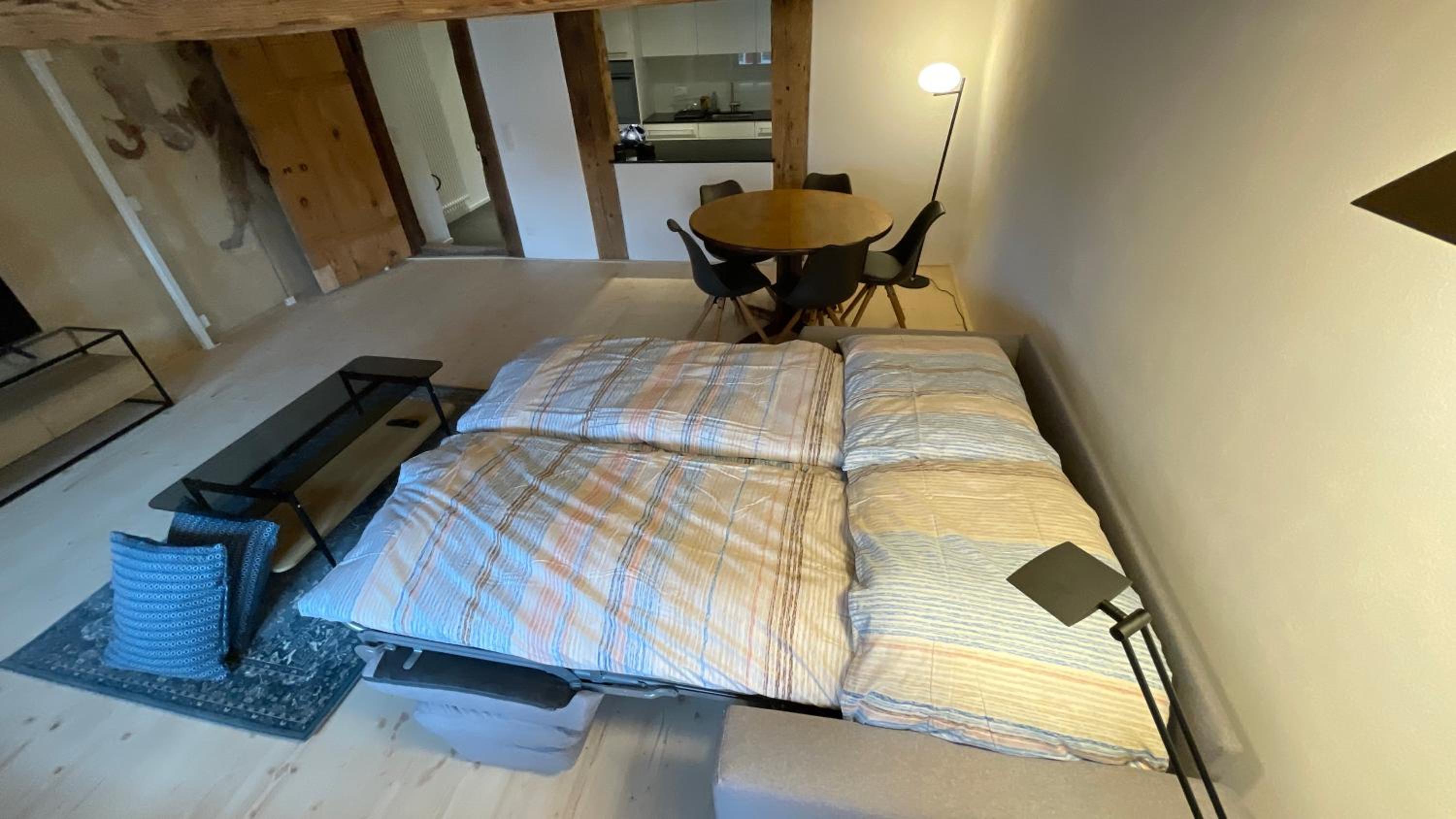 a knight's splendid apartment