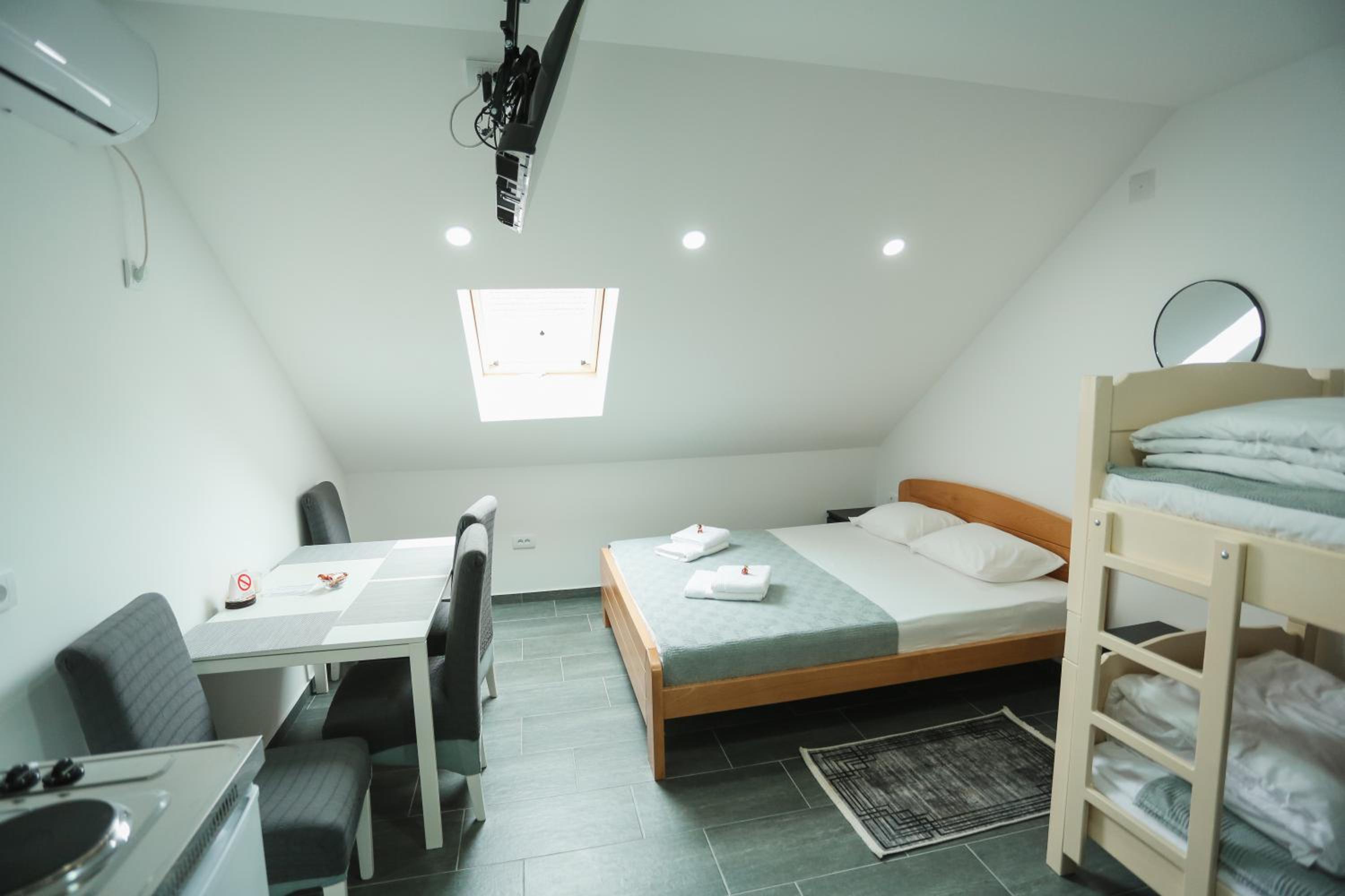 Apartmani Davidović view 3
