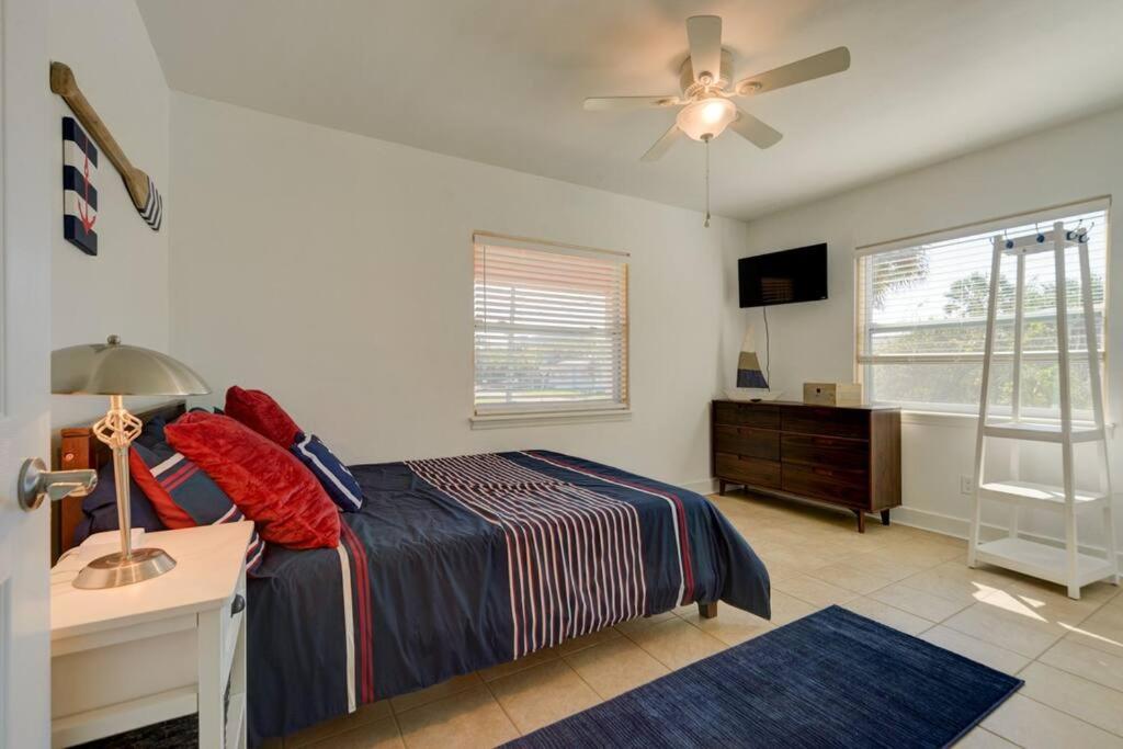 Surfside House