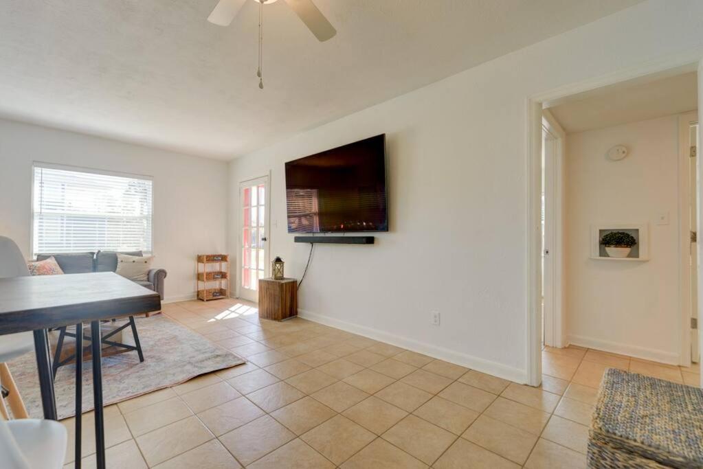 Surfside House