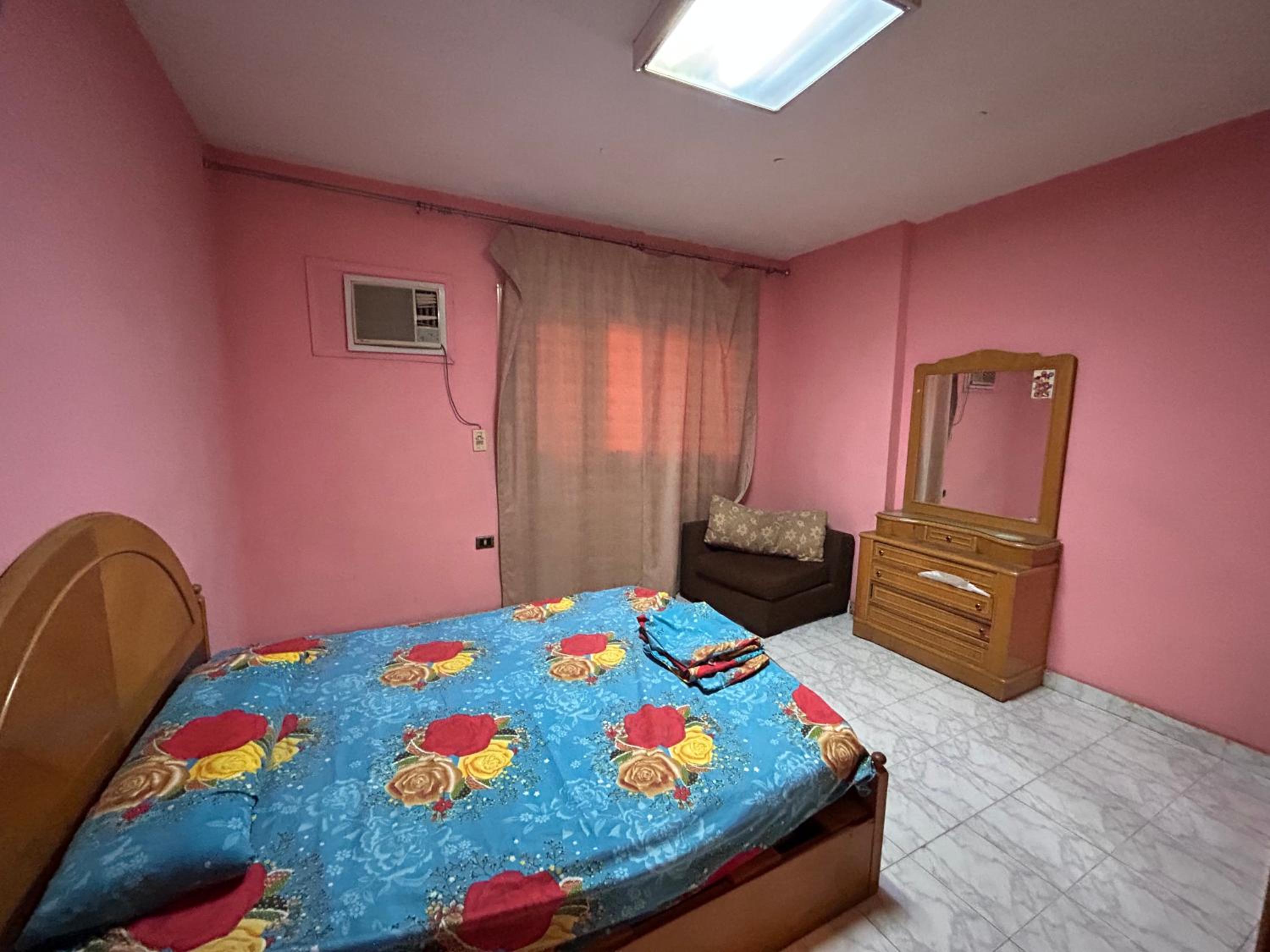 Ezzat Salama Abbas Al Akkad Hotel