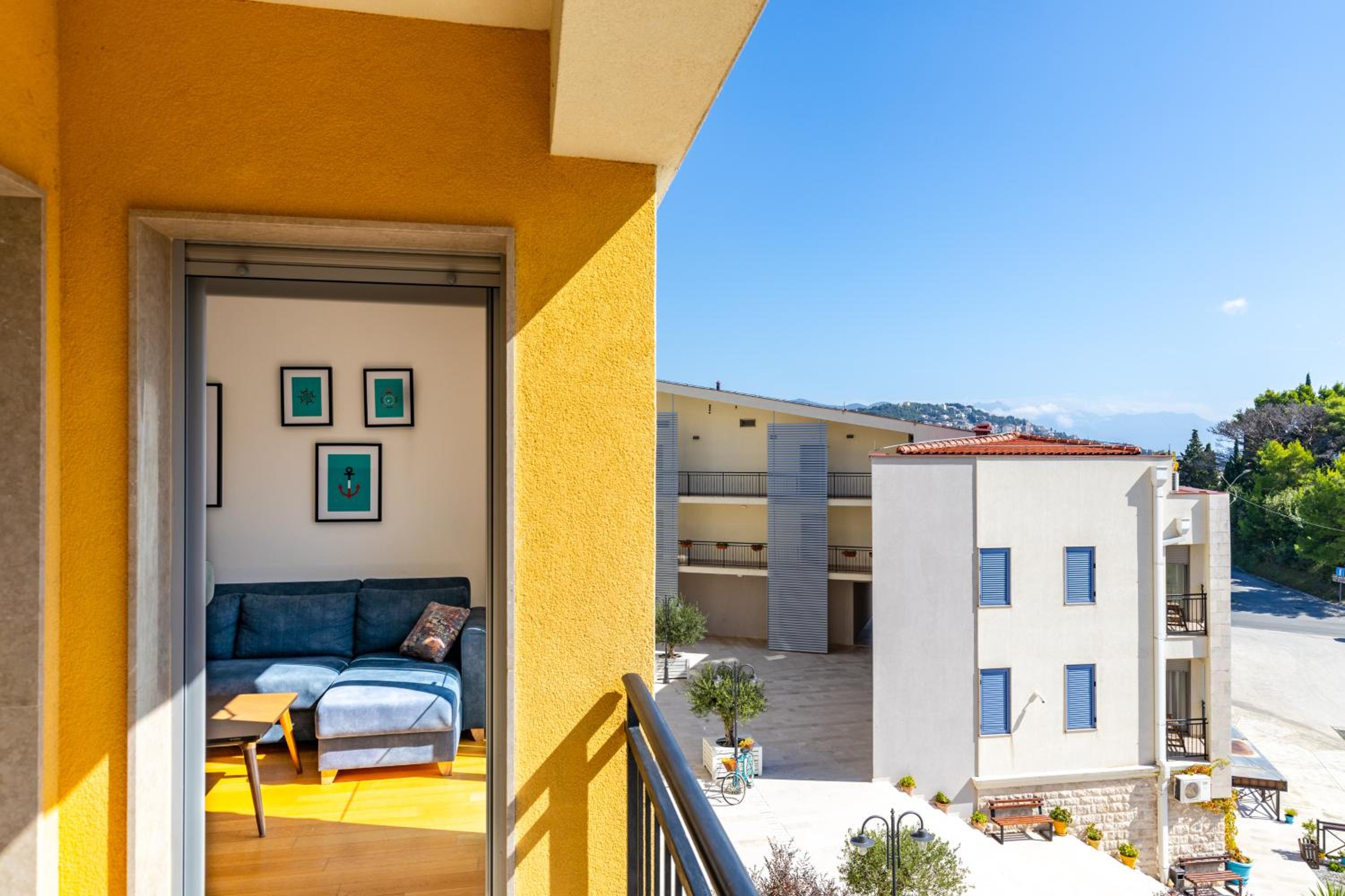 Apart hotel KATUNJANIN
