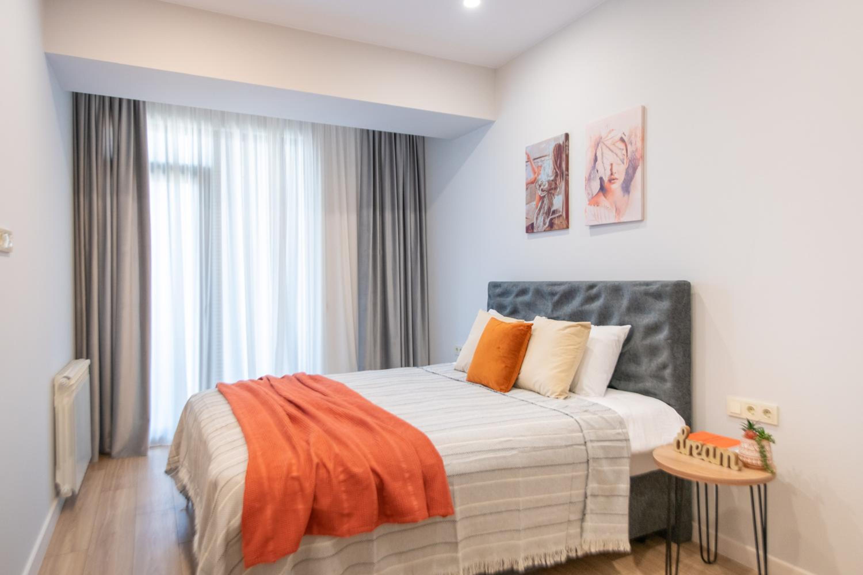 ProRealty -2BR apartment with fantastic view to city view 4