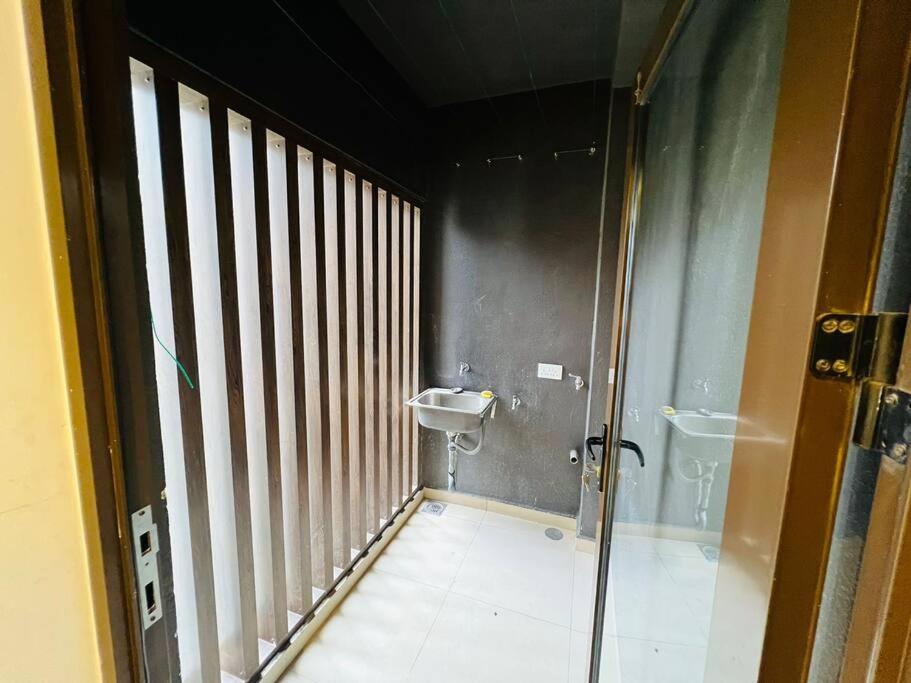 Luxury 2-Bedroom - Astoria Apartments