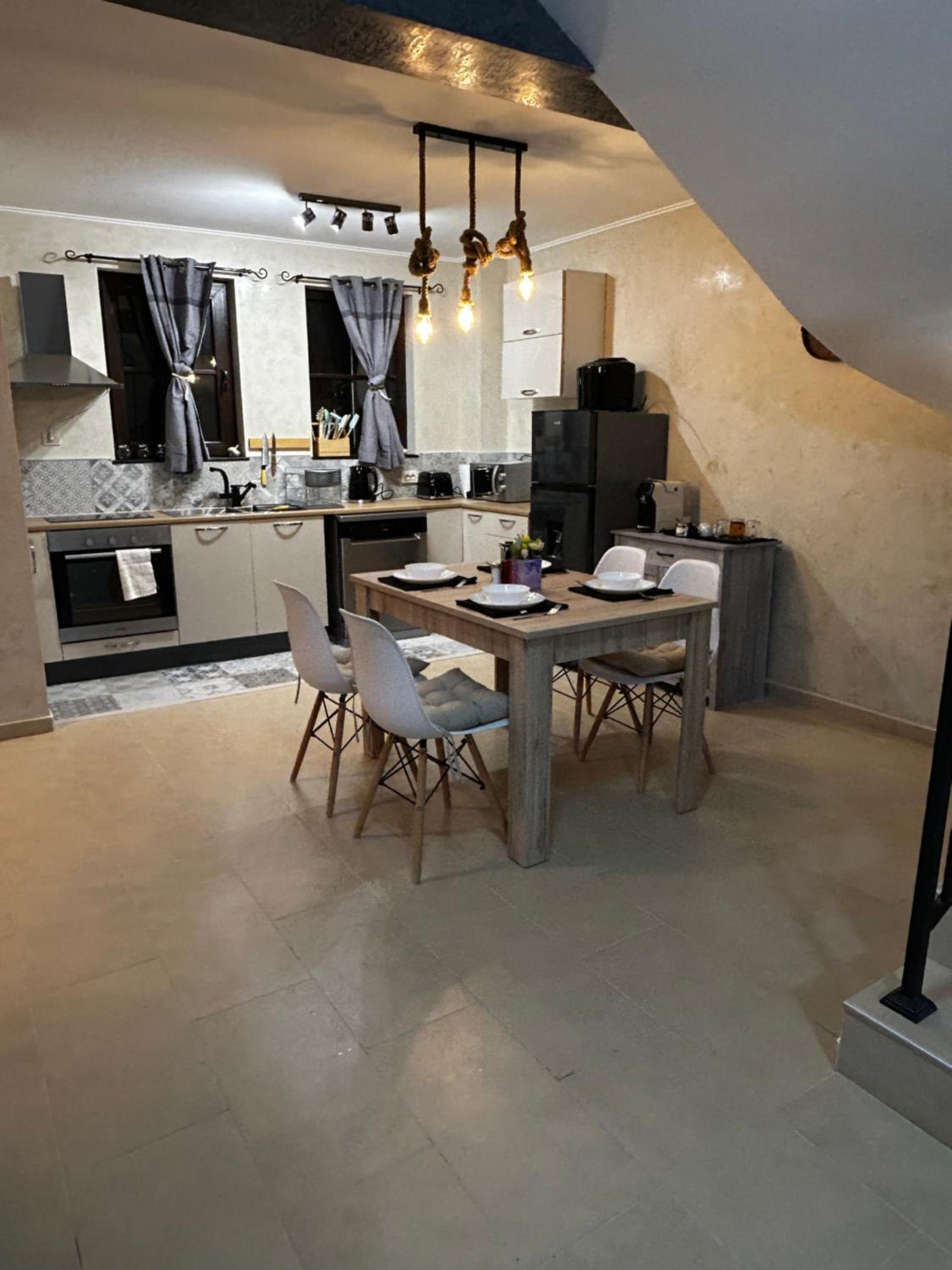 Pointview House Gesha