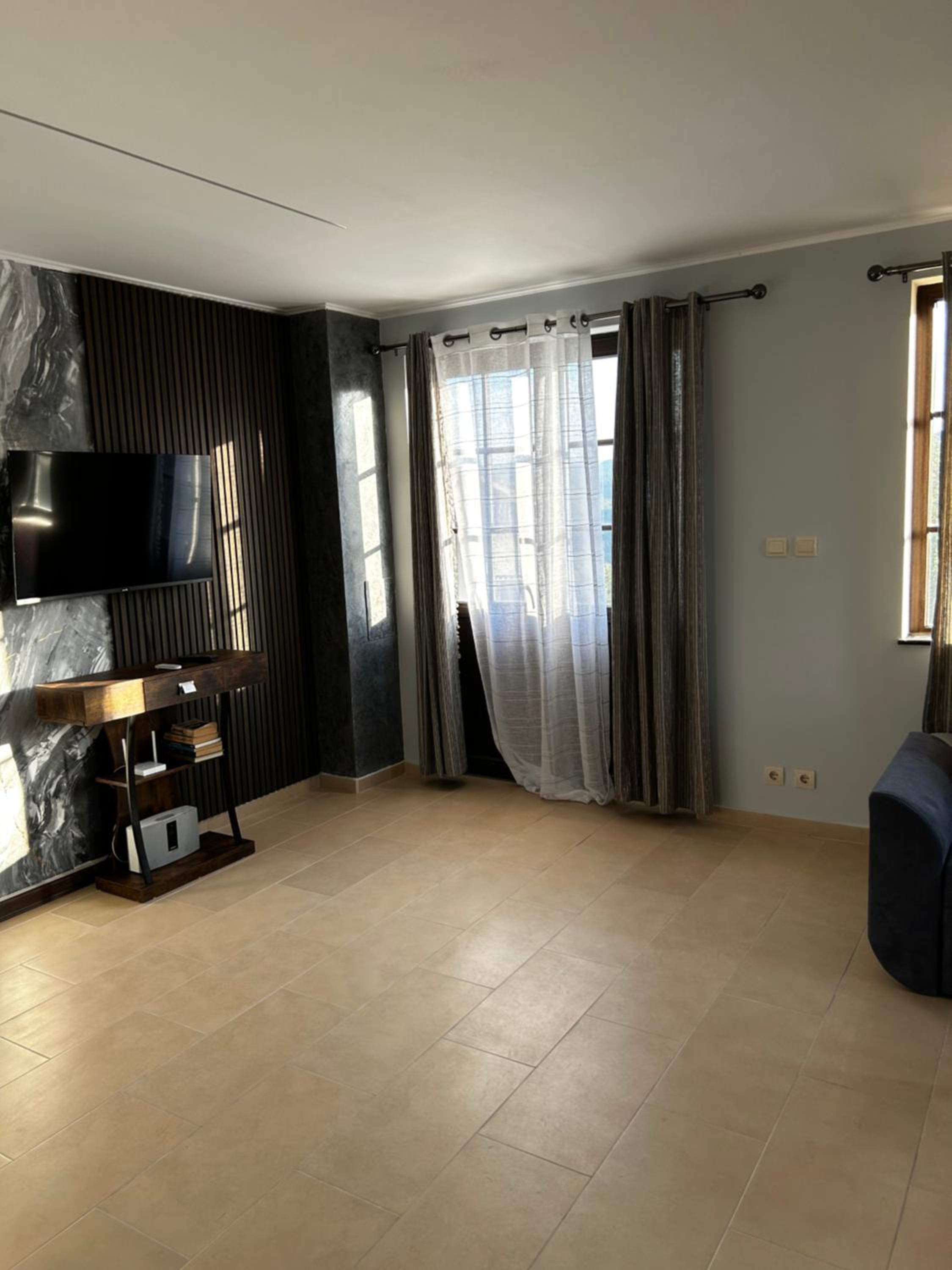 Pointview House Gesha