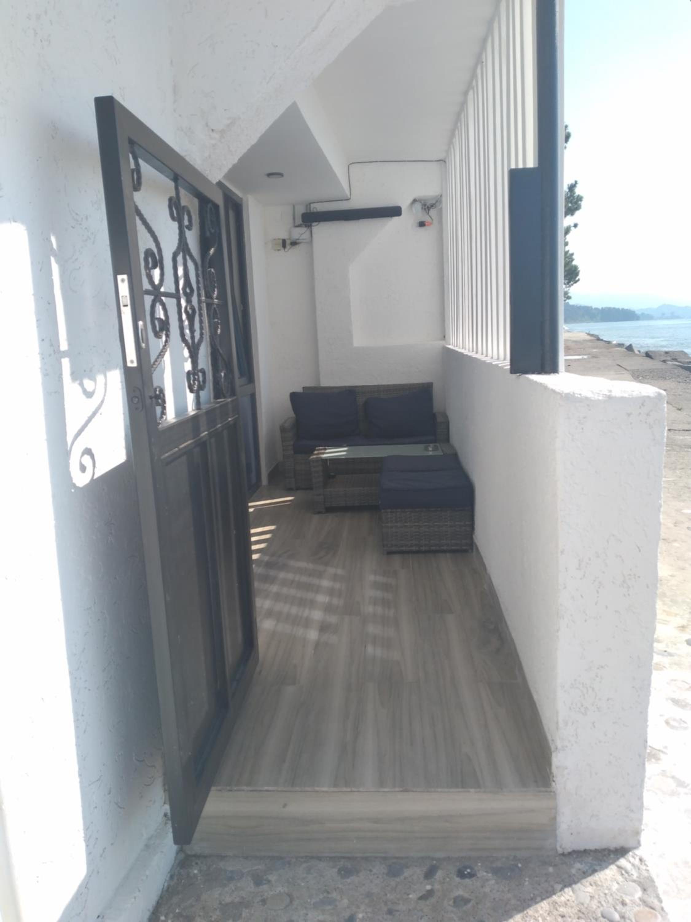 Atanase house