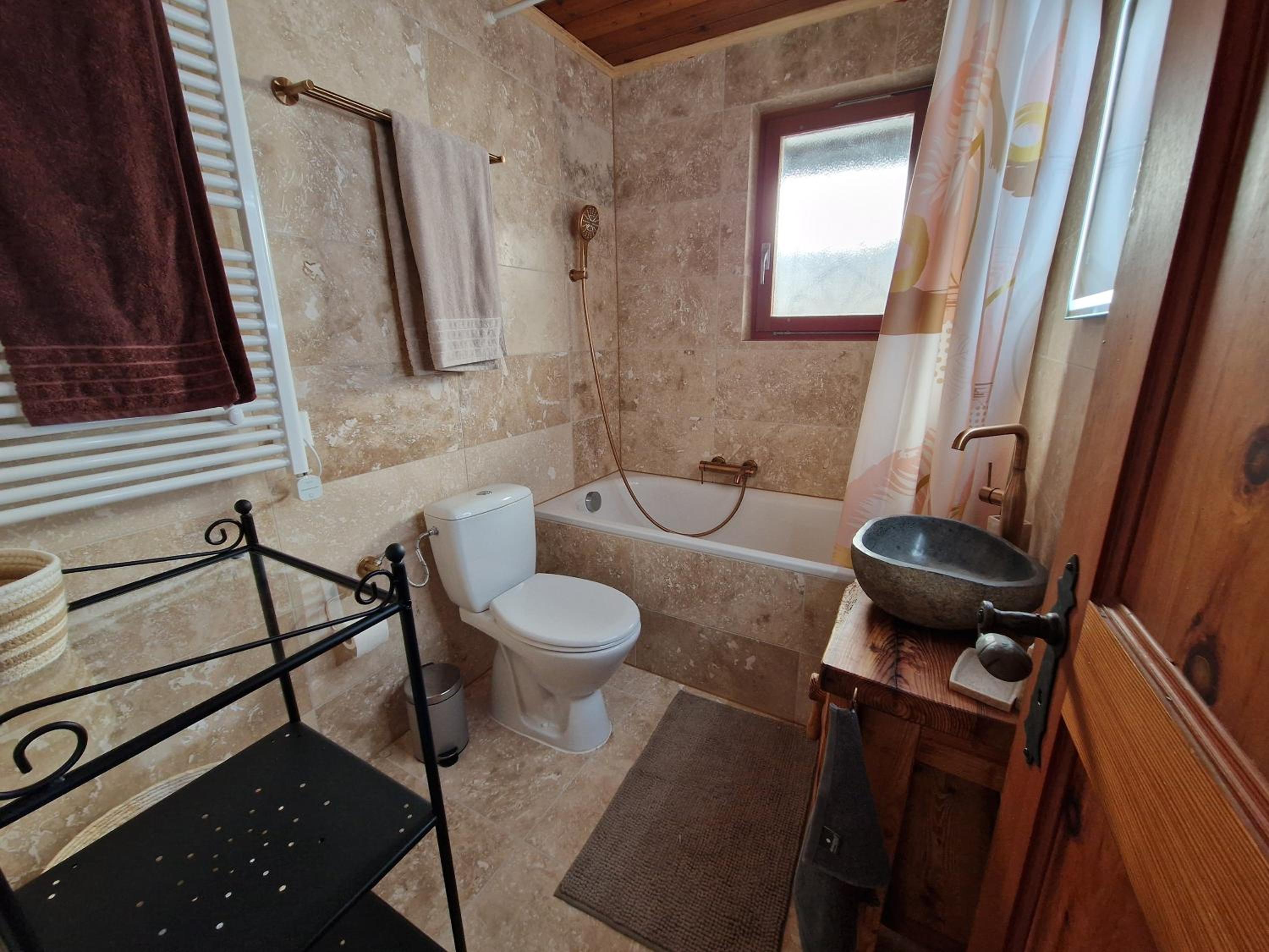 Chalet typique proche Crans Montana