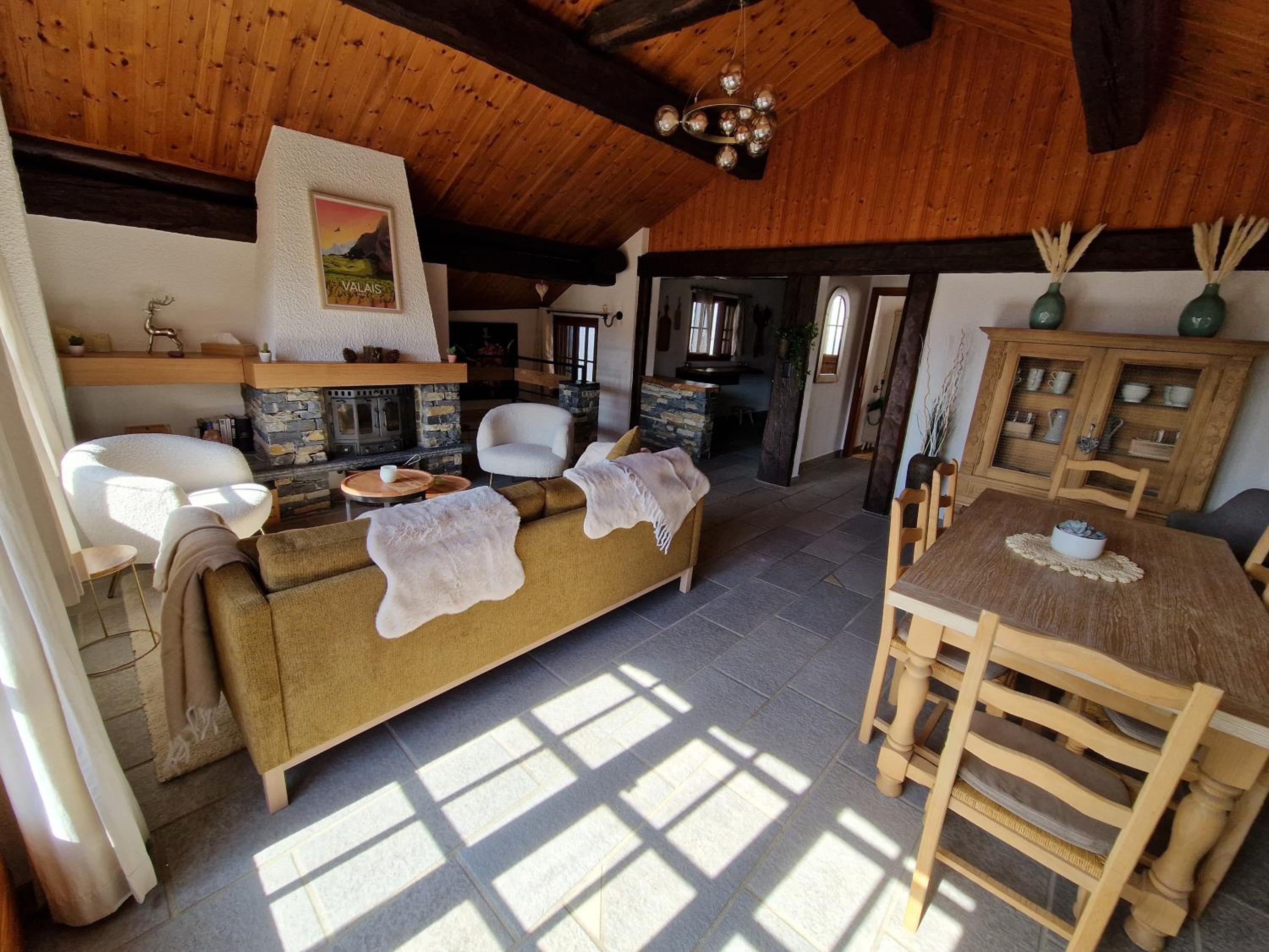 Chalet typique proche Crans Montana