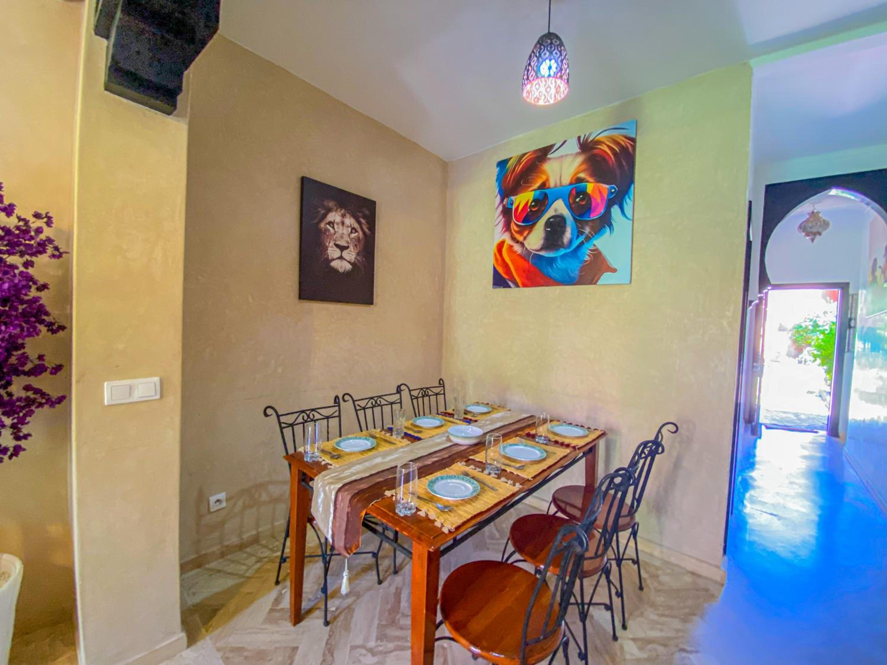 dining
