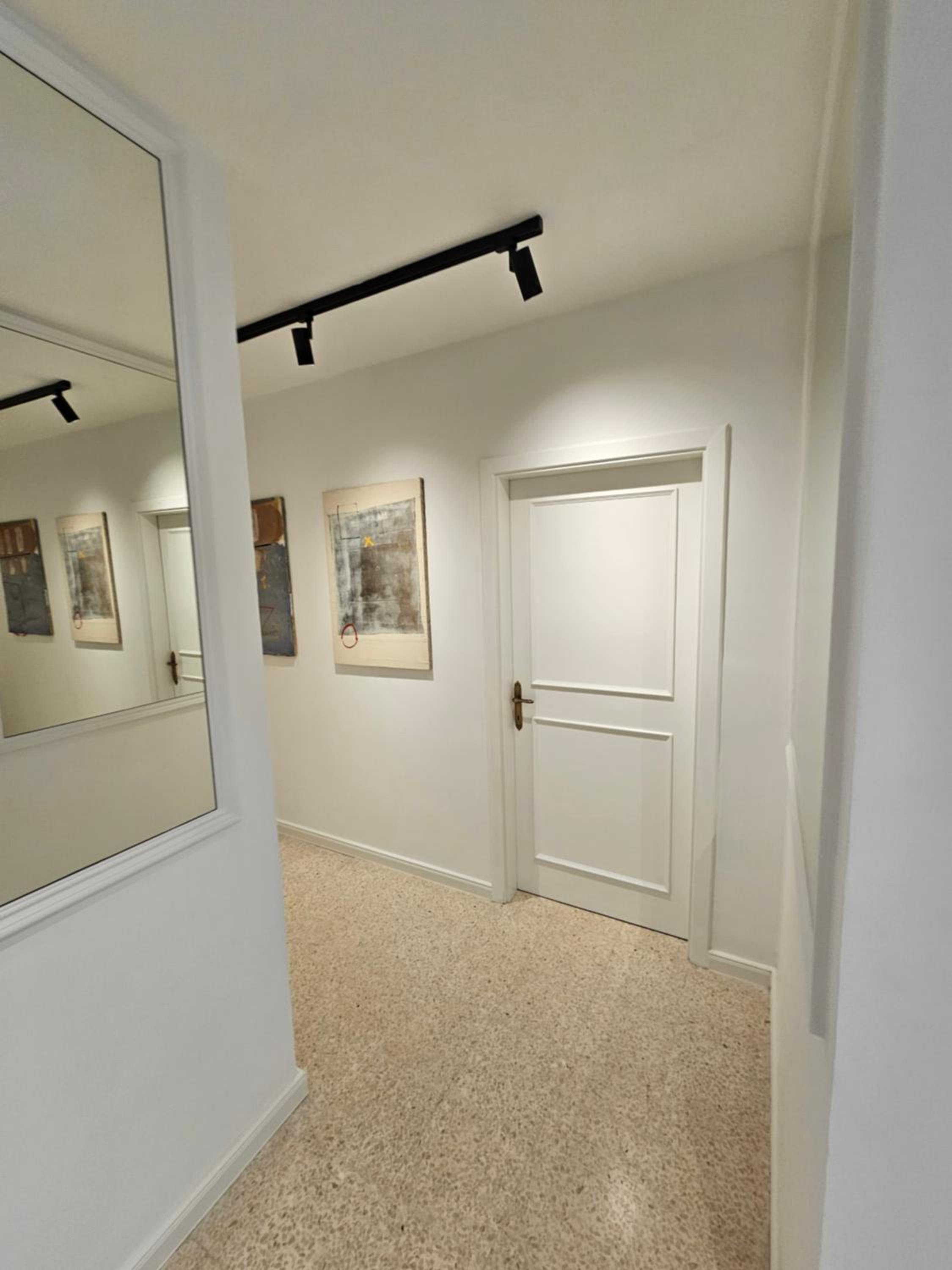 3 bedroom apt in prime location 5m away from beach view 2