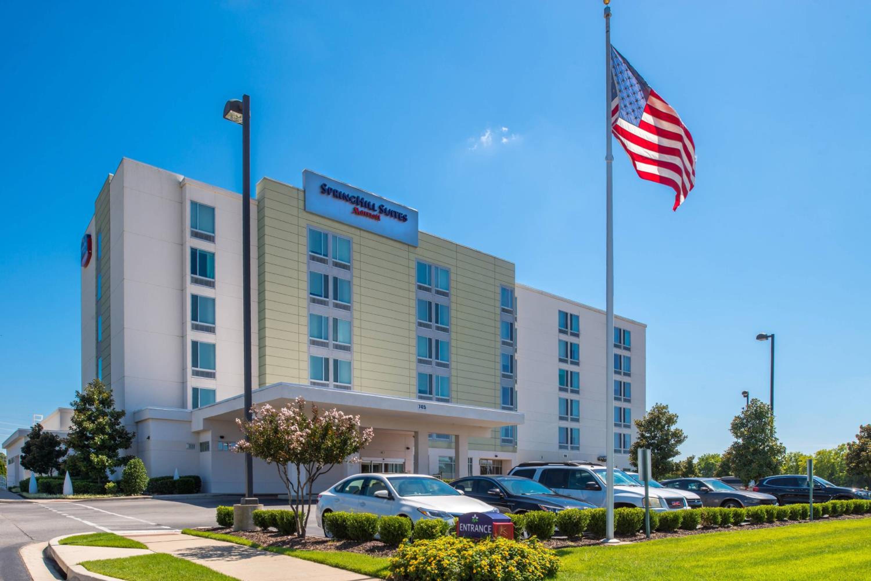 Hotel SpringHill Suites by Marriott Huntsville Downtown - Image 1