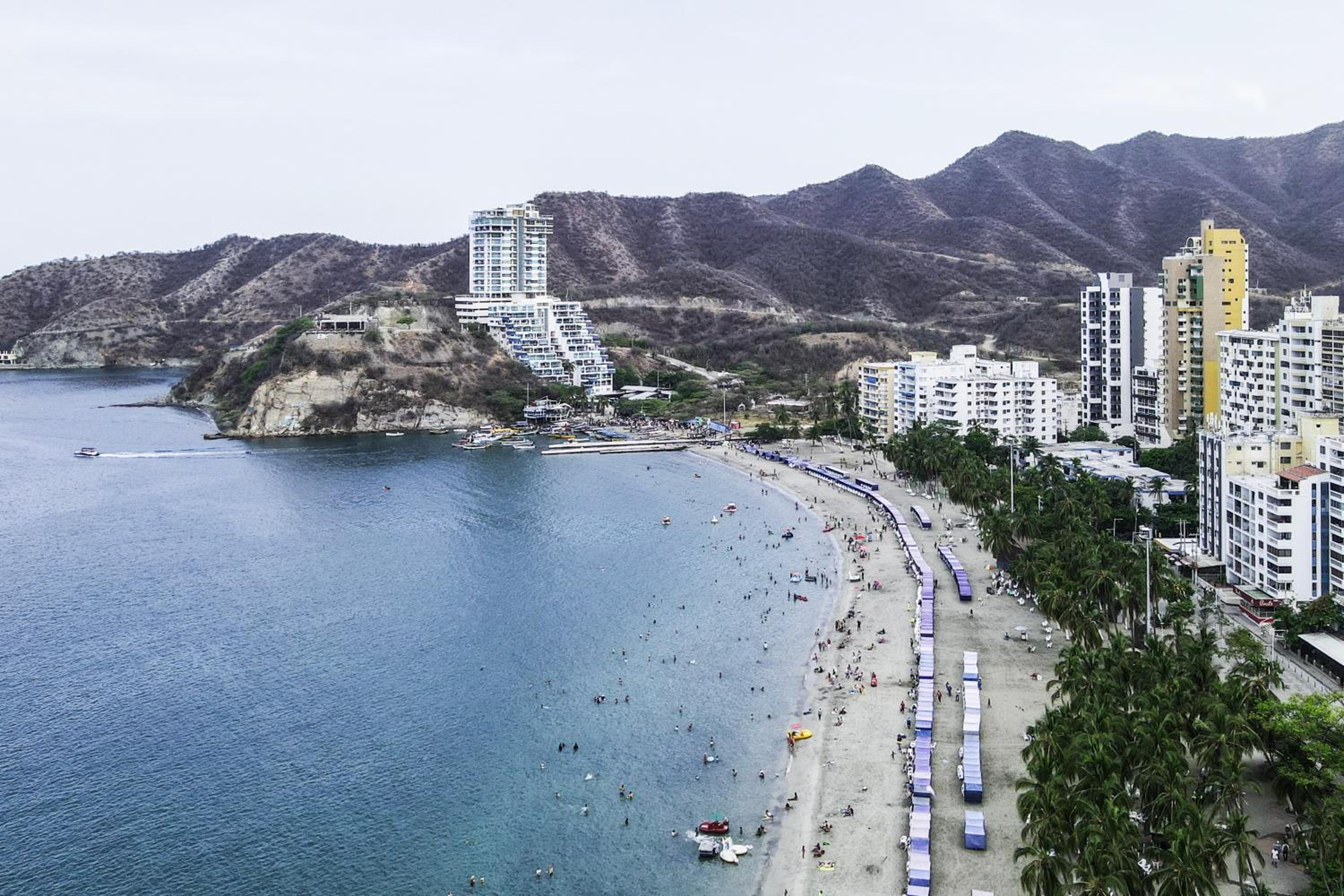Dream Staying at Rodadero Beach I