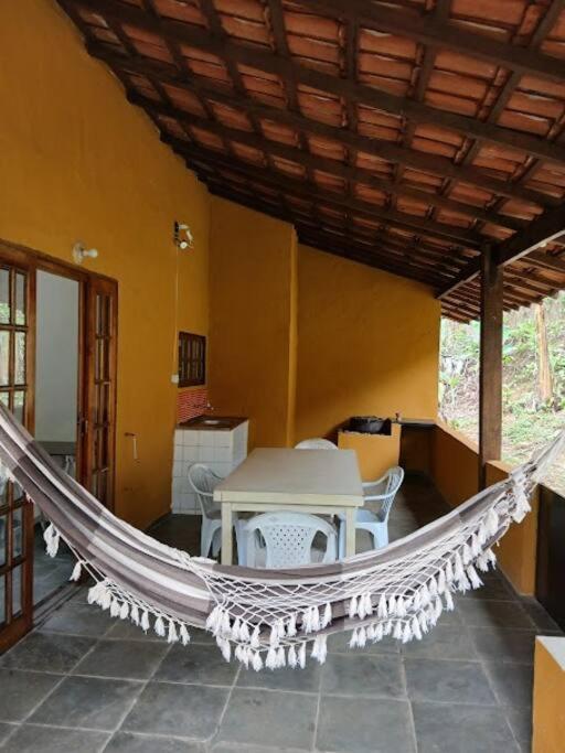 Casa Amarela em Boiçucanga