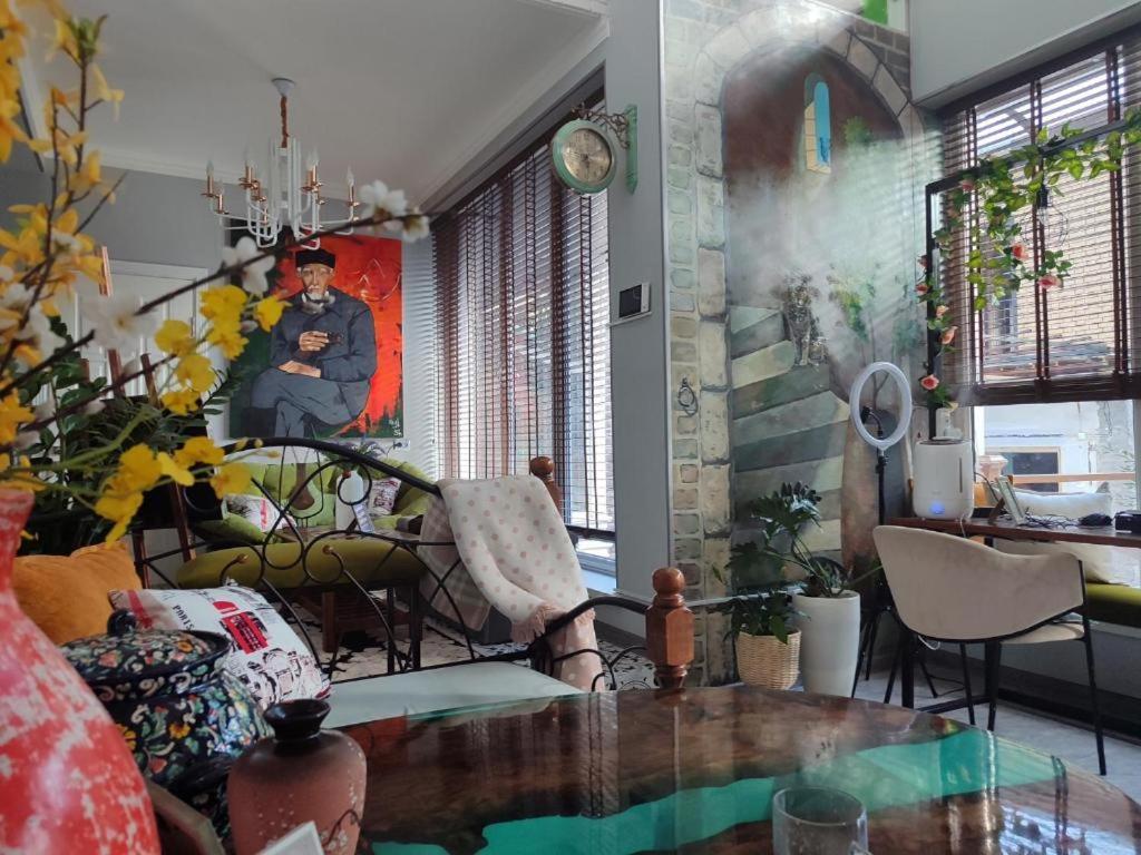 lounge