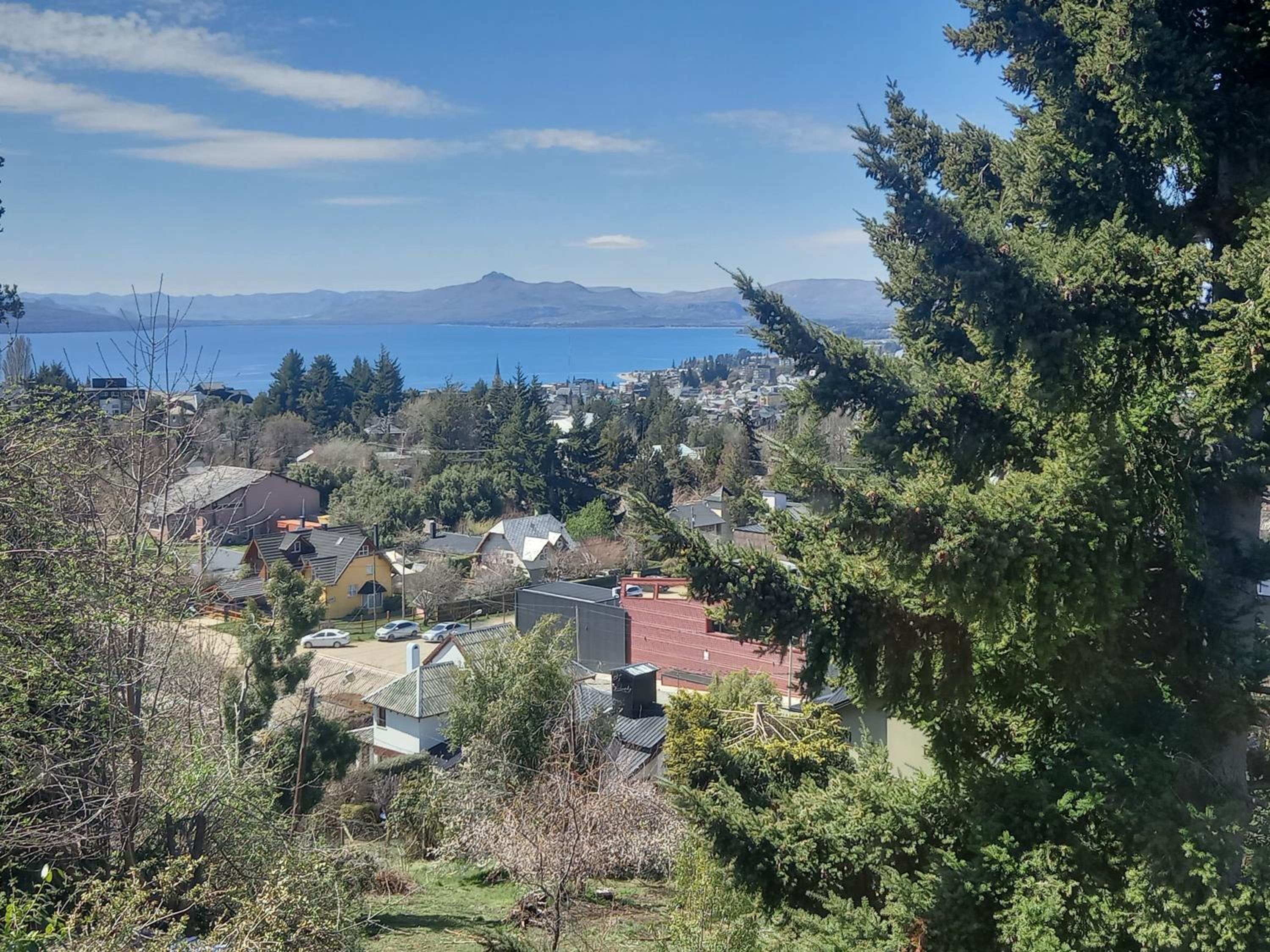 Casa con vista al lago