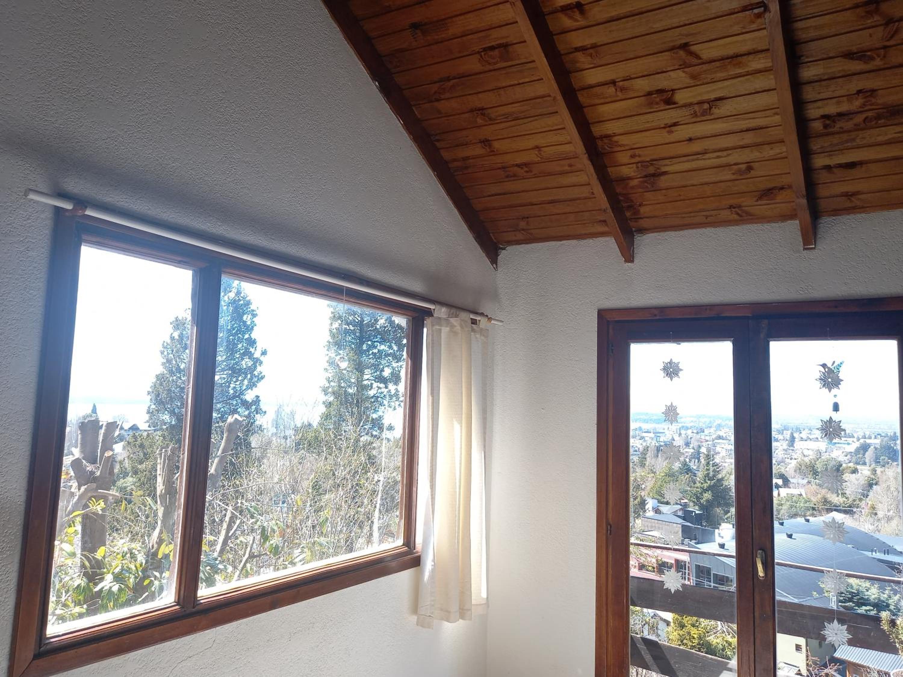Casa con vista al lago