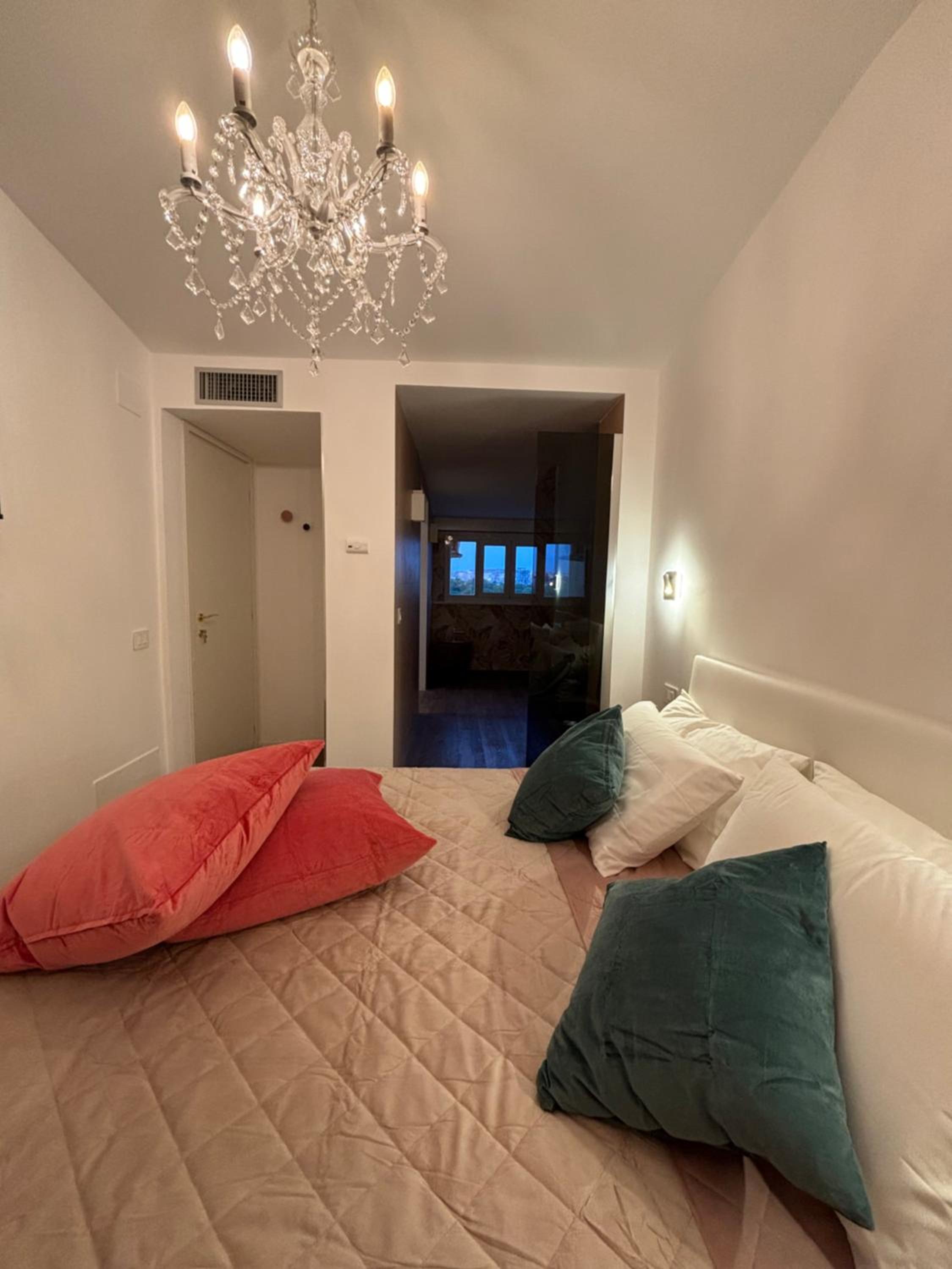 Atrium Regal Room