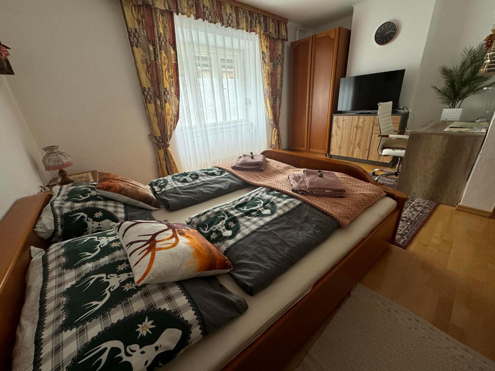 Steinadler Apartments Quiet Location Garden, Private Parking Pet Friendly