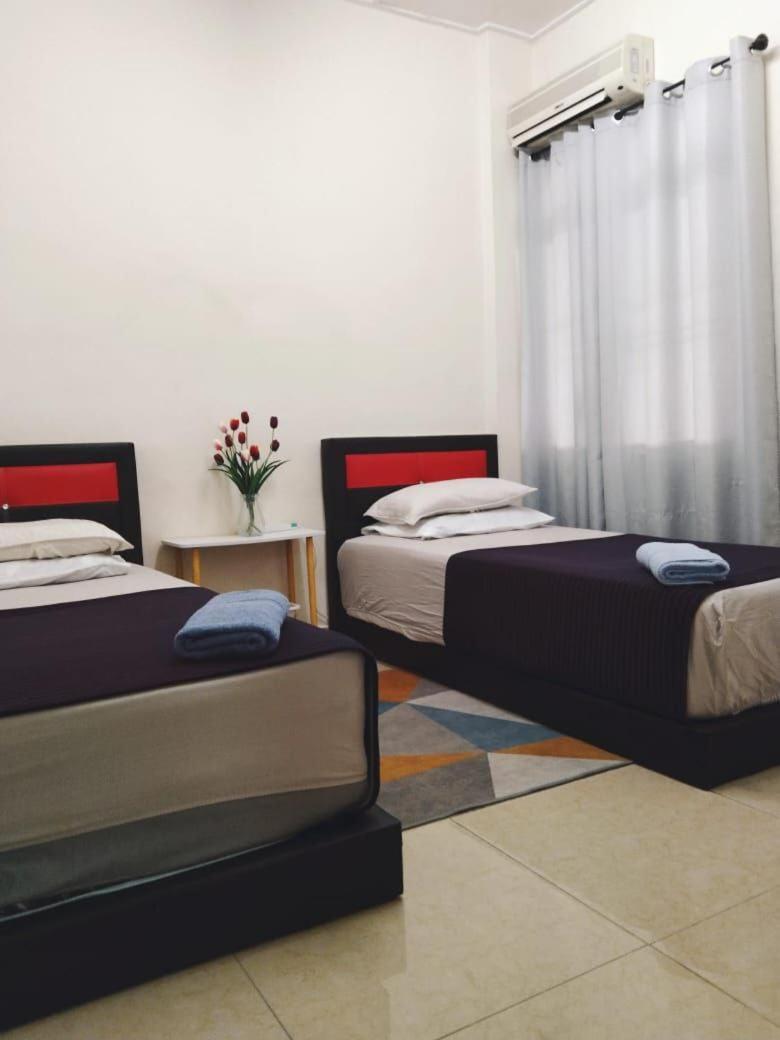 d'Nur Homestay photo 2
