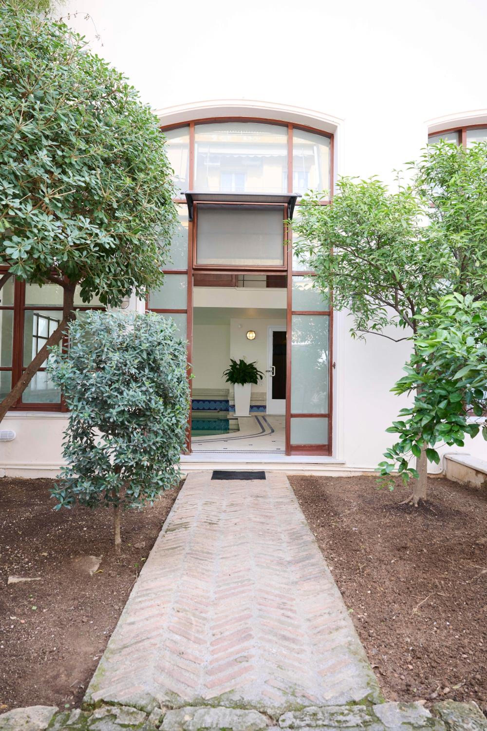 Ma Maison No8 Downtown Villa, Indoor Heated Pool