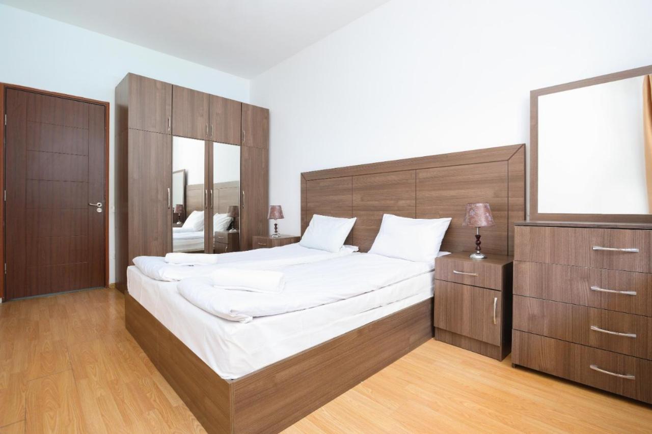 Abovyan stret 2 bedroom apt with balcony