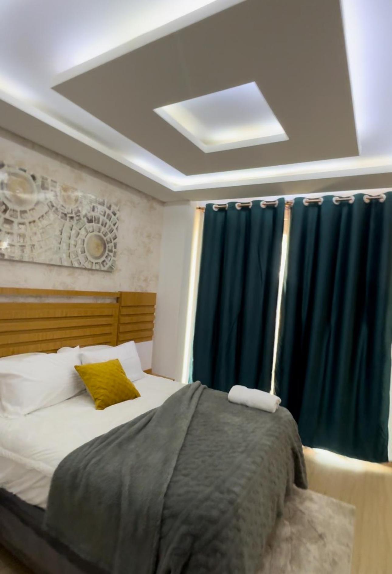 Cactus Apartments