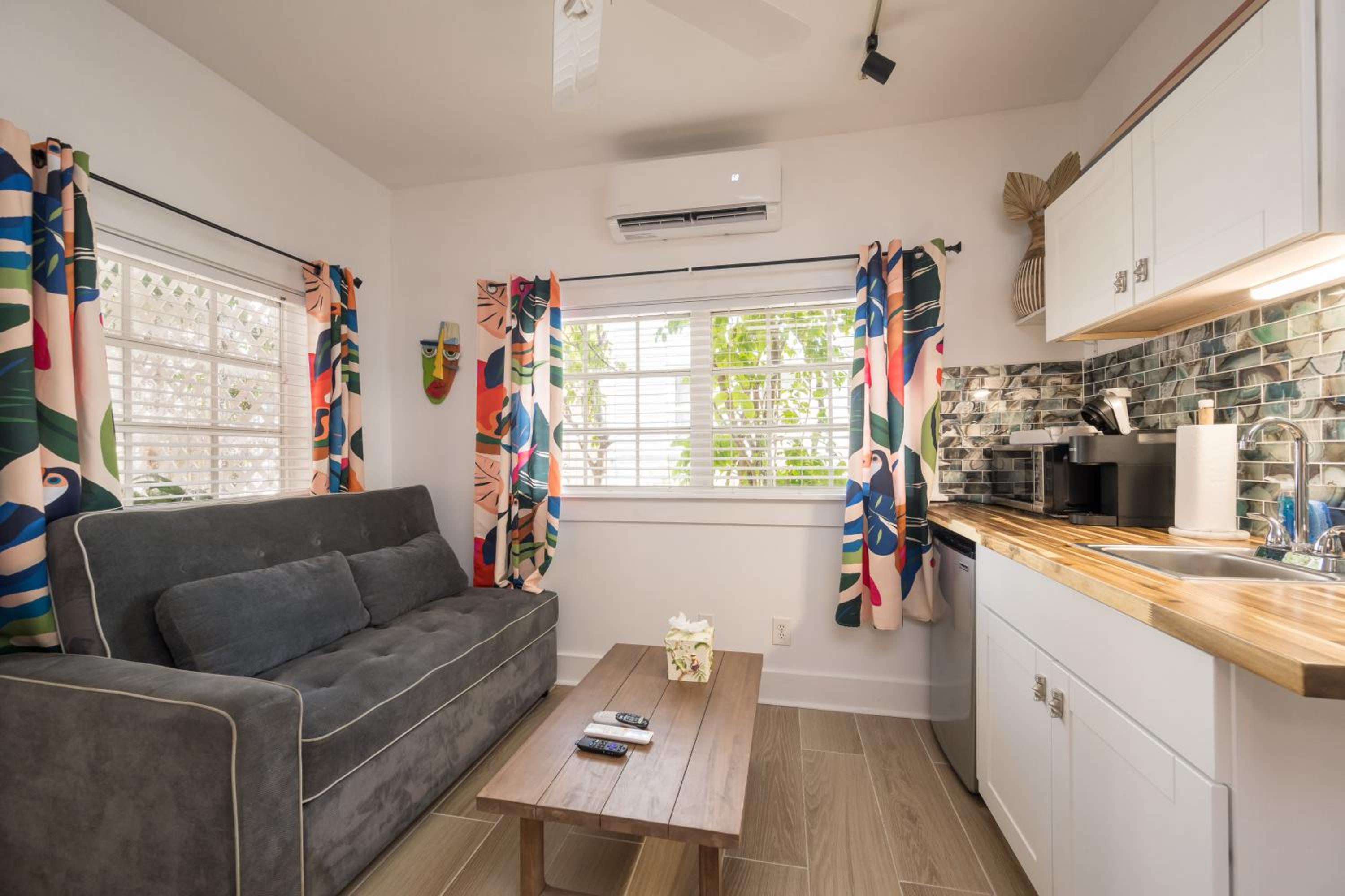 Photo 28