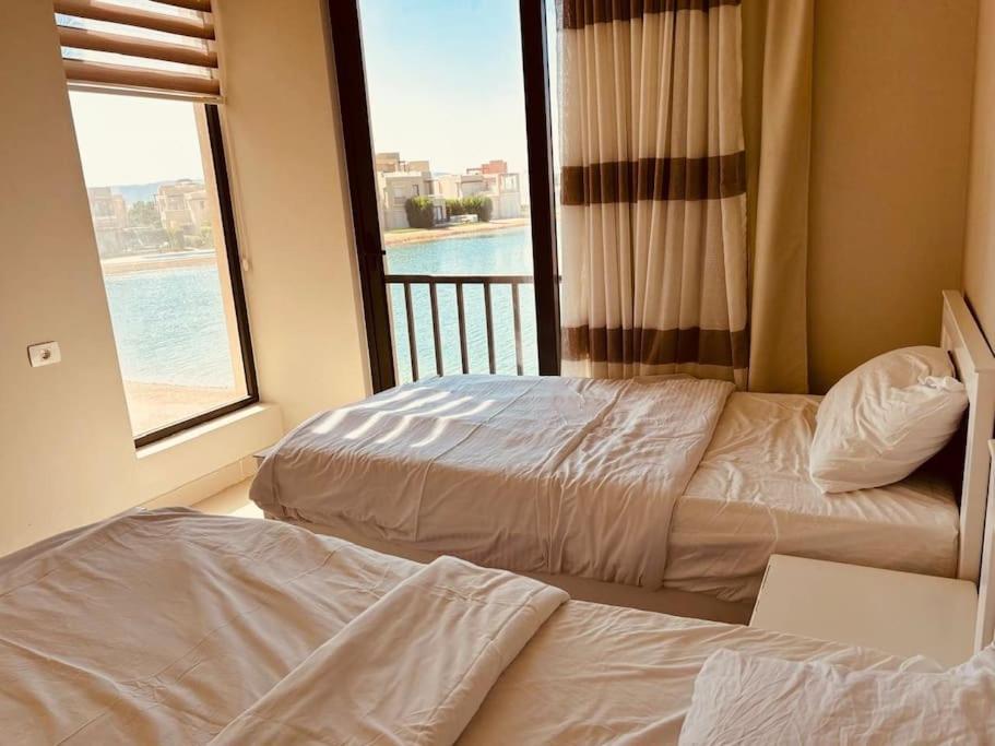 Sunset Haven in Tawila TownHouse