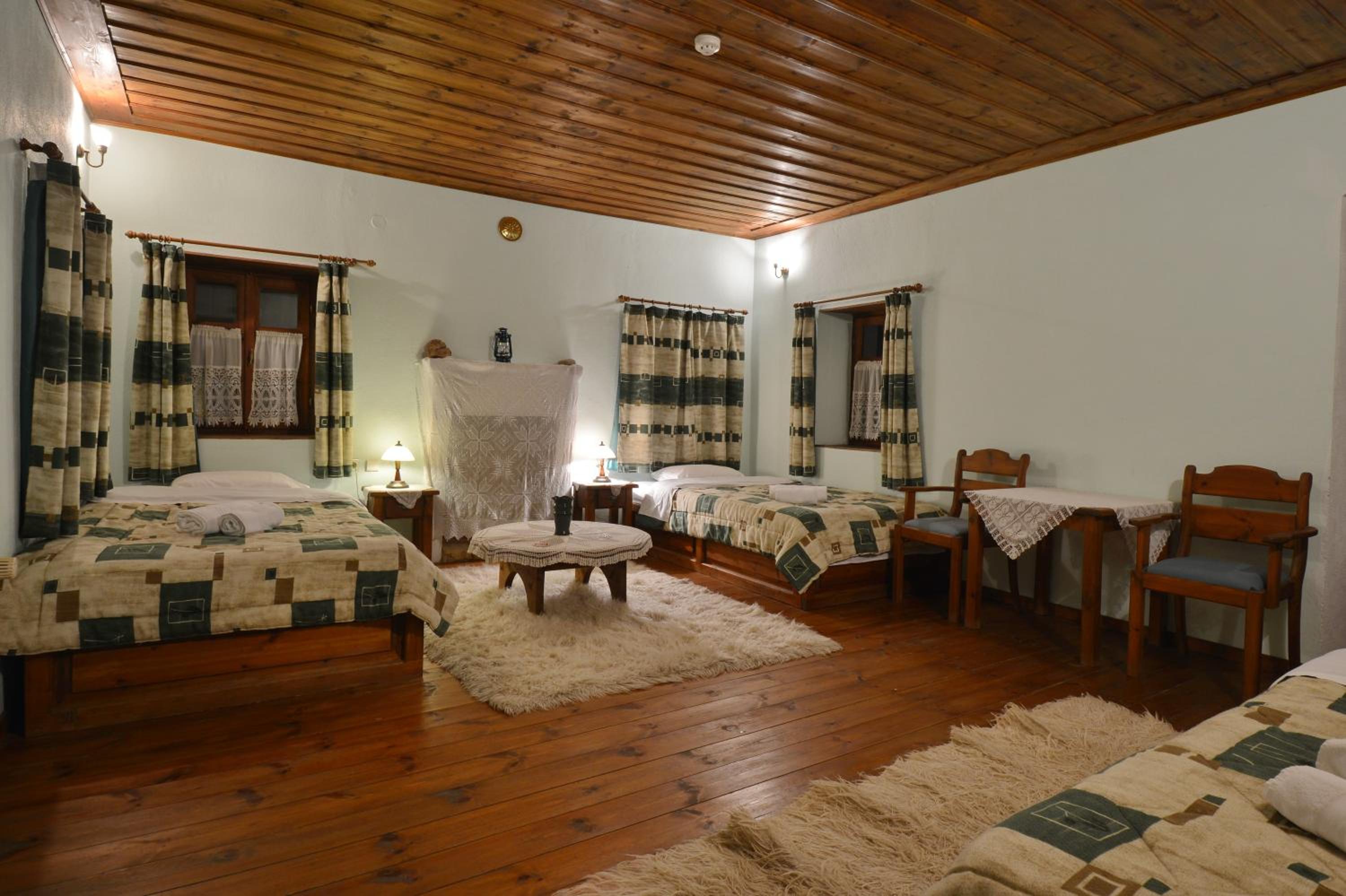 MILOS Guesthouse - Prespa view 3