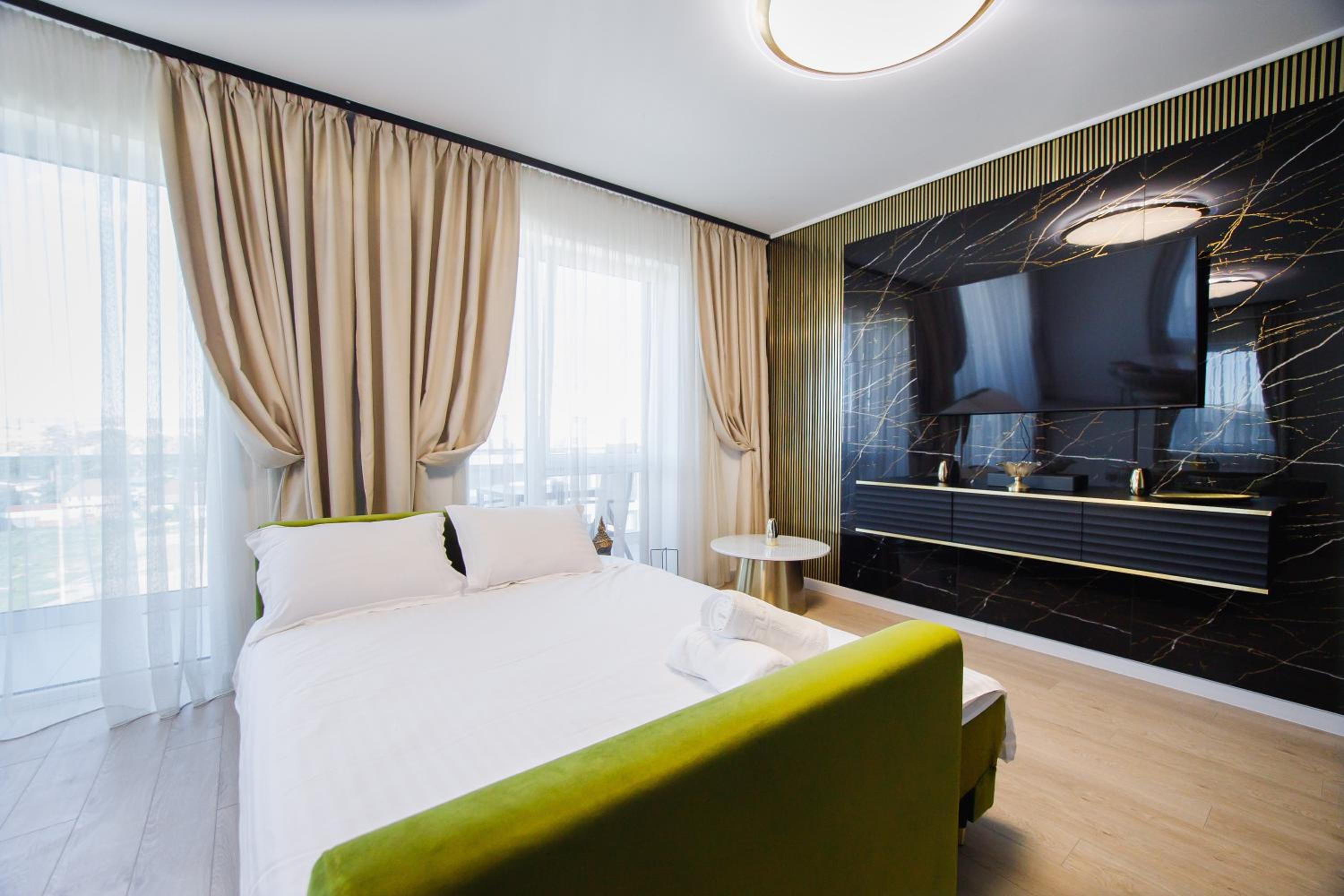 Arena Gold Penthouse