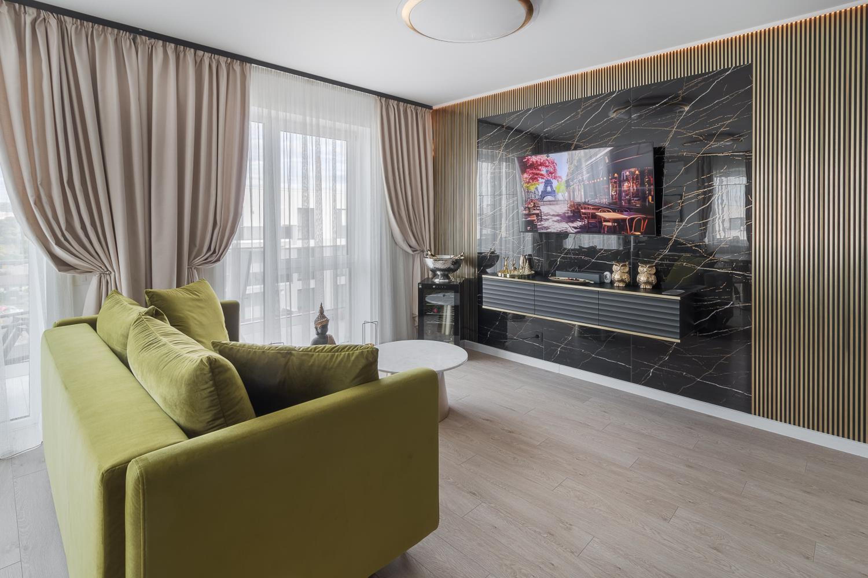 Arena Gold Penthouse
