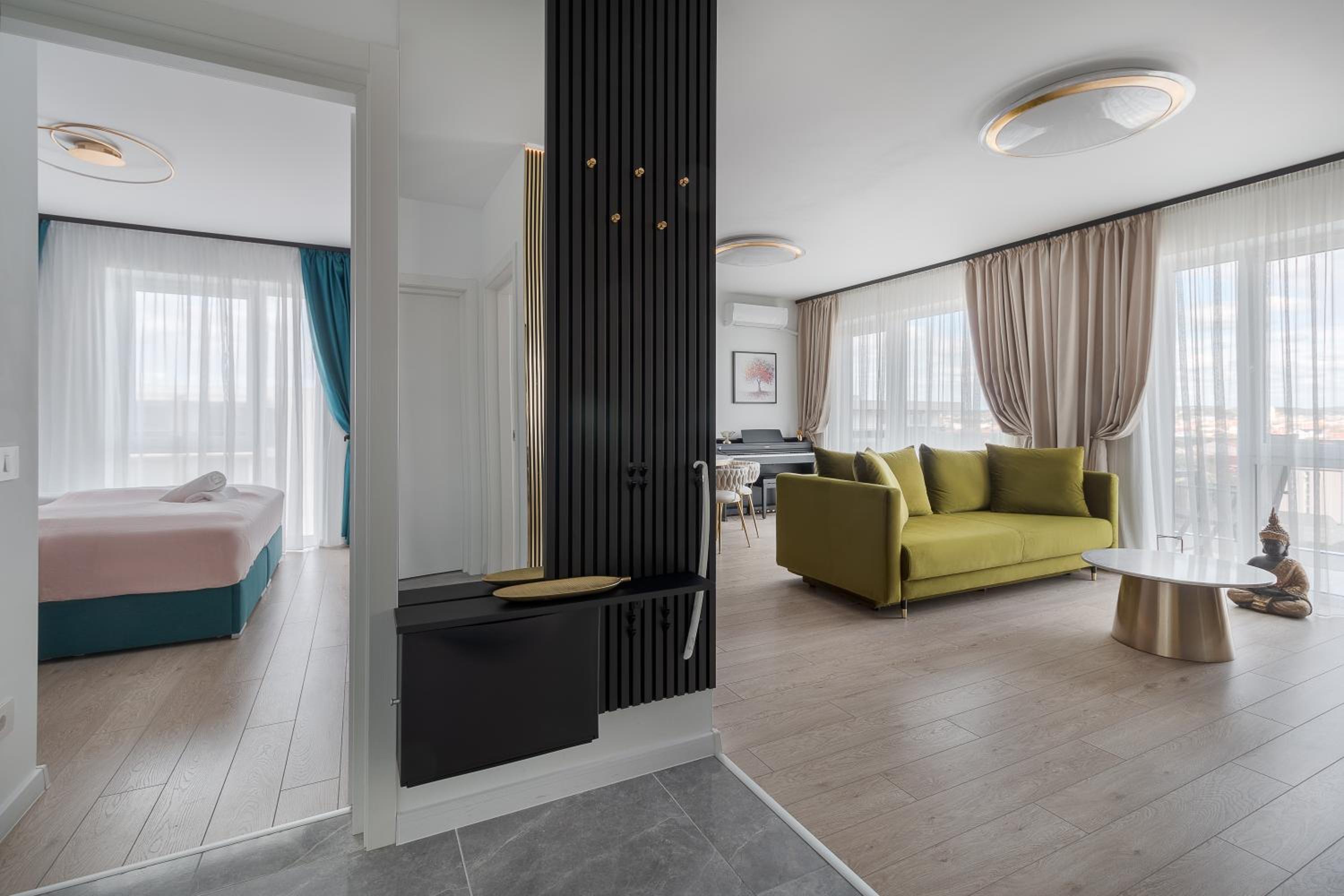 Arena Gold Penthouse
