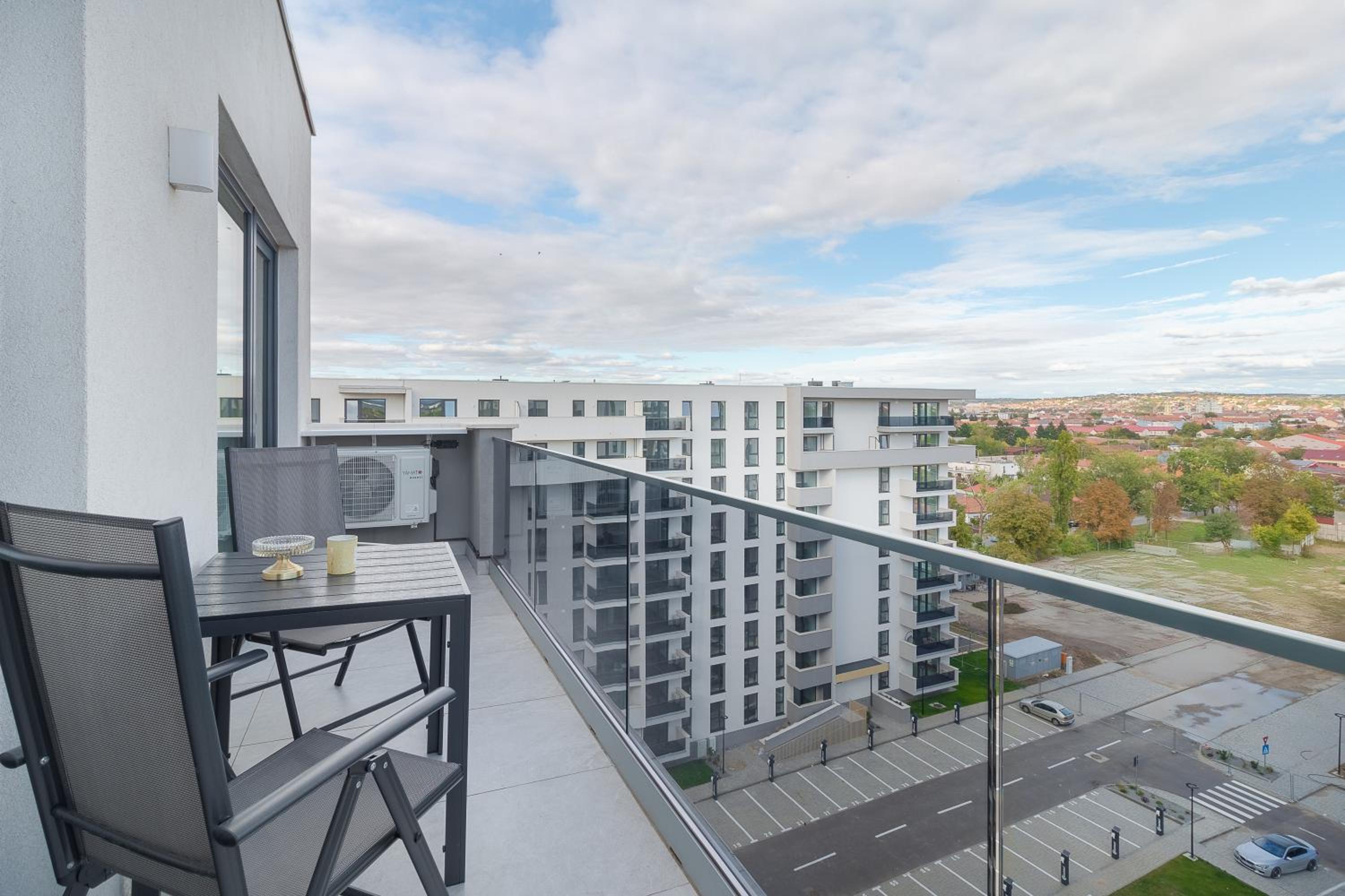Arena Gold Penthouse