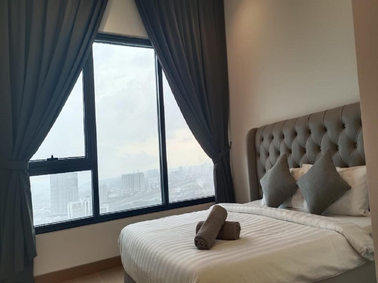 Luxury Suite Lucentia BBCC Infinity Pool